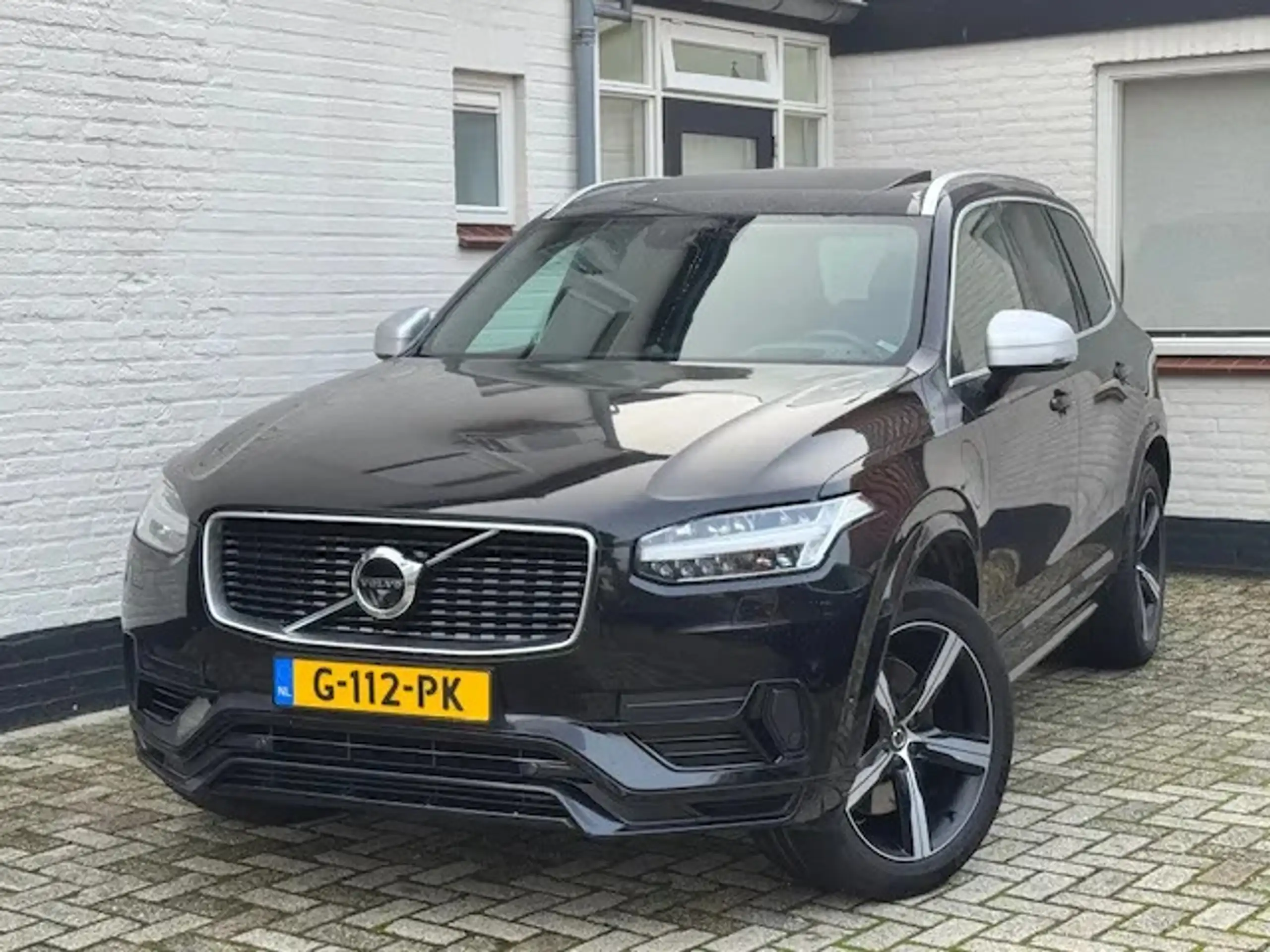 Volvo - XC90