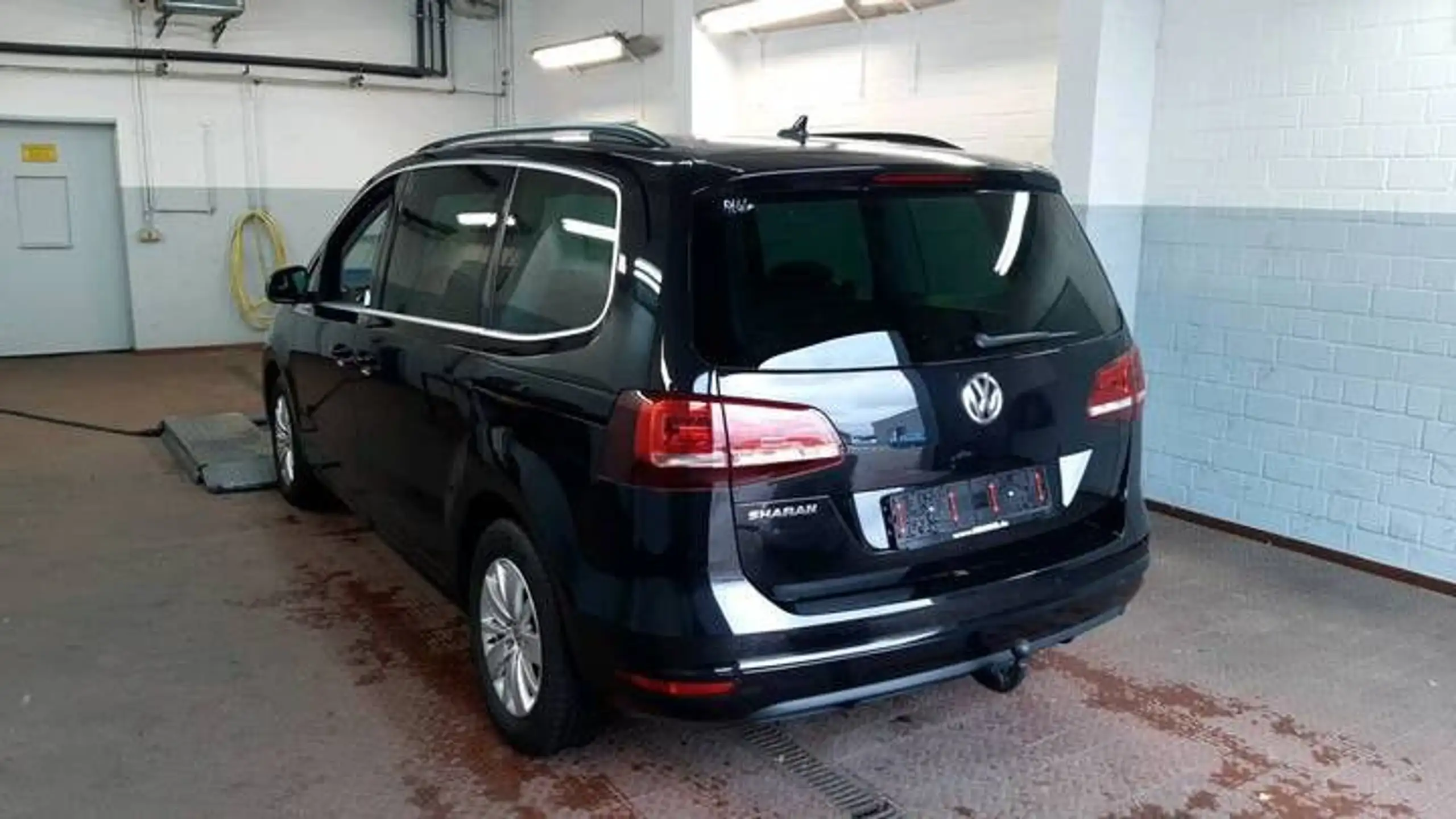 Volkswagen - Sharan