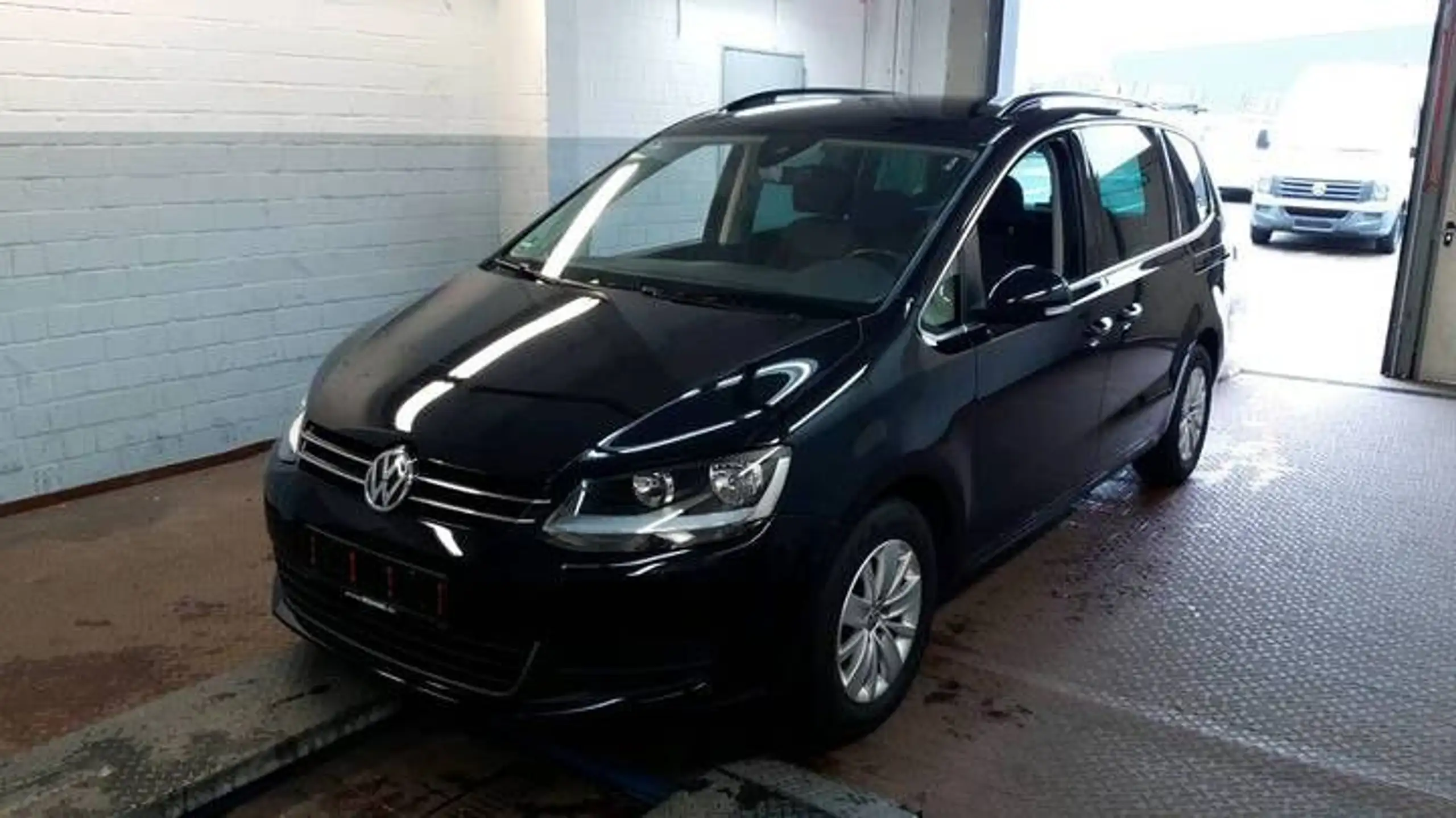 Volkswagen - Sharan