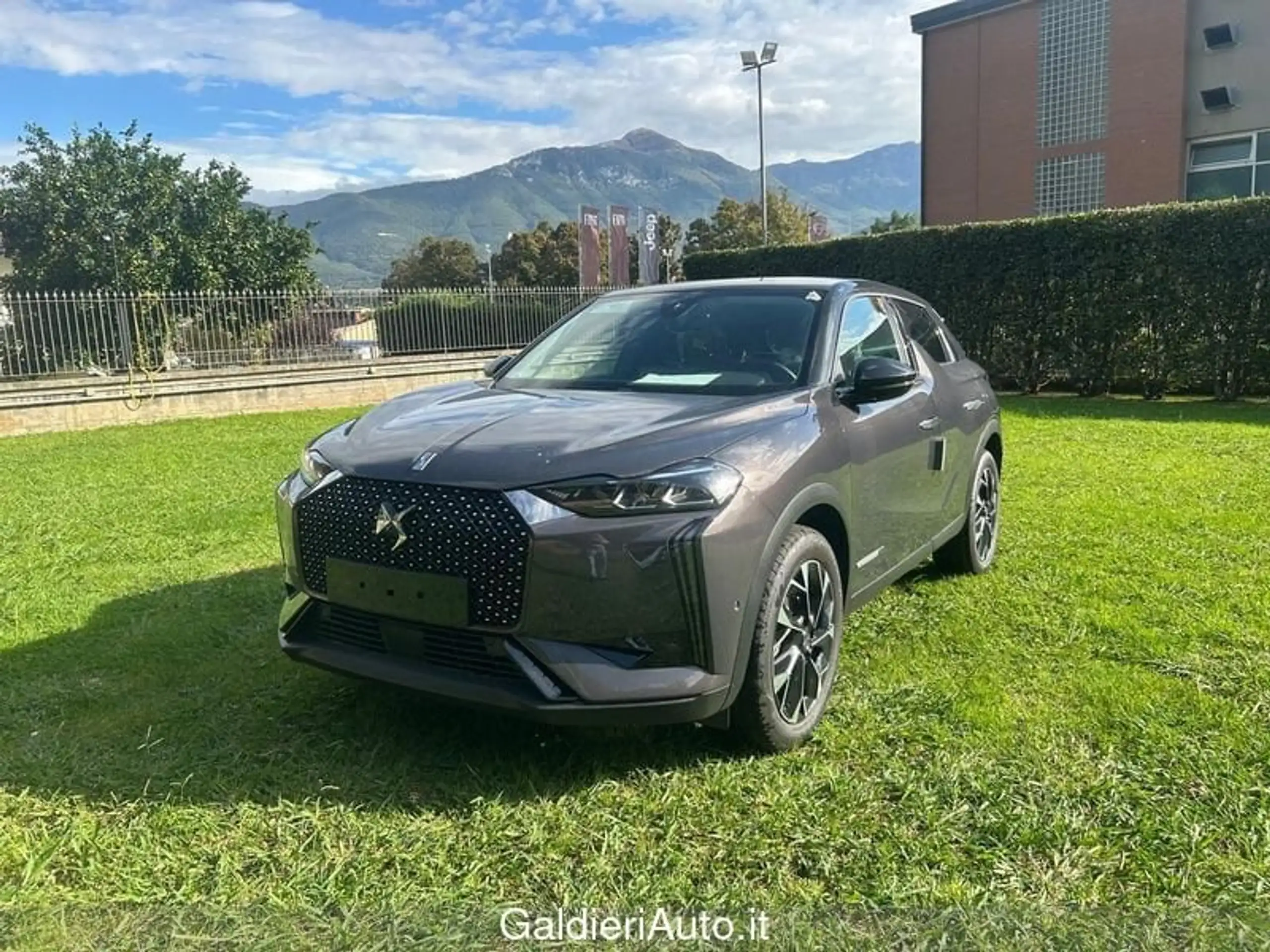 DS Automobiles - DS 3 Crossback