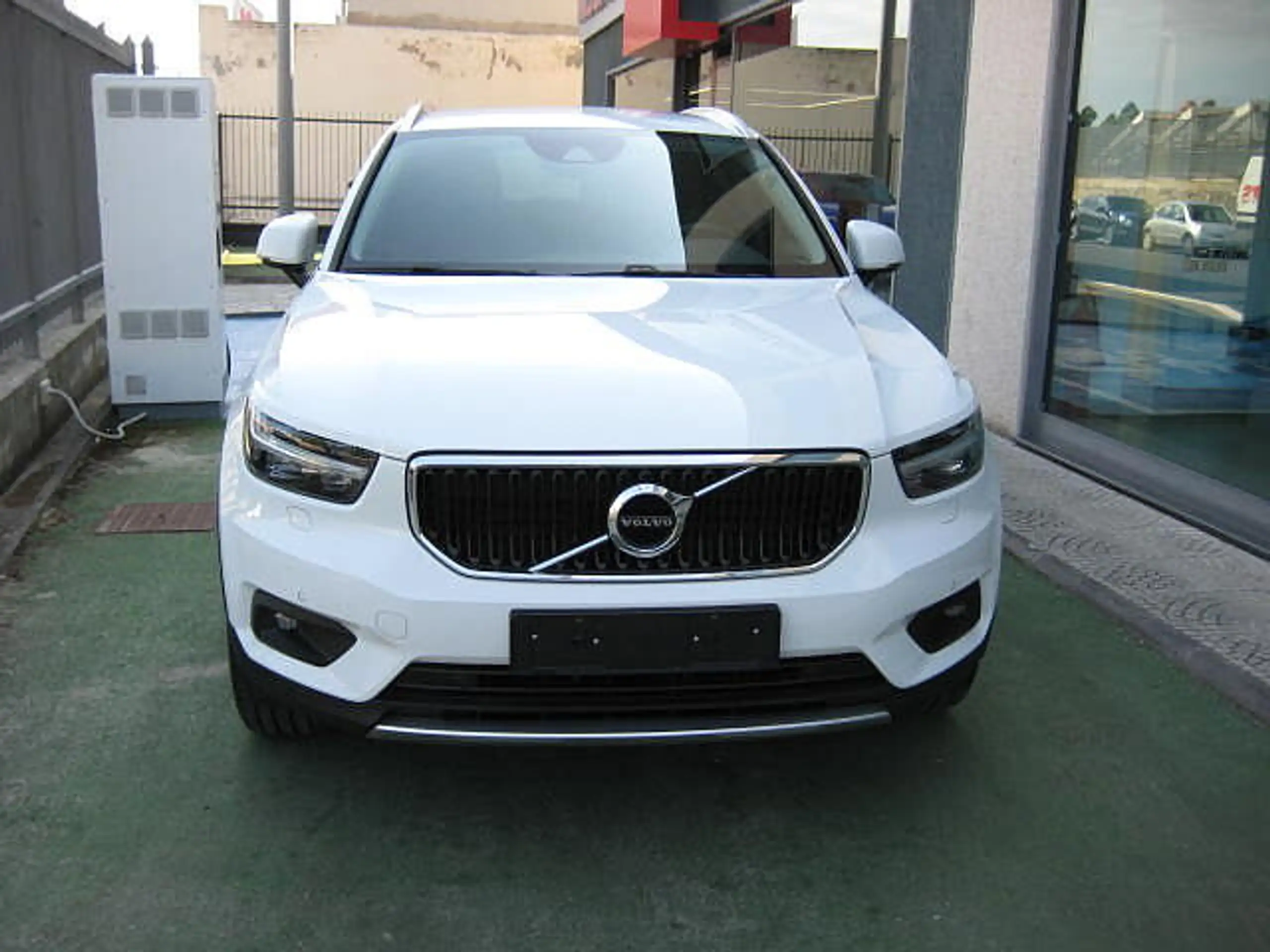 Volvo - XC40