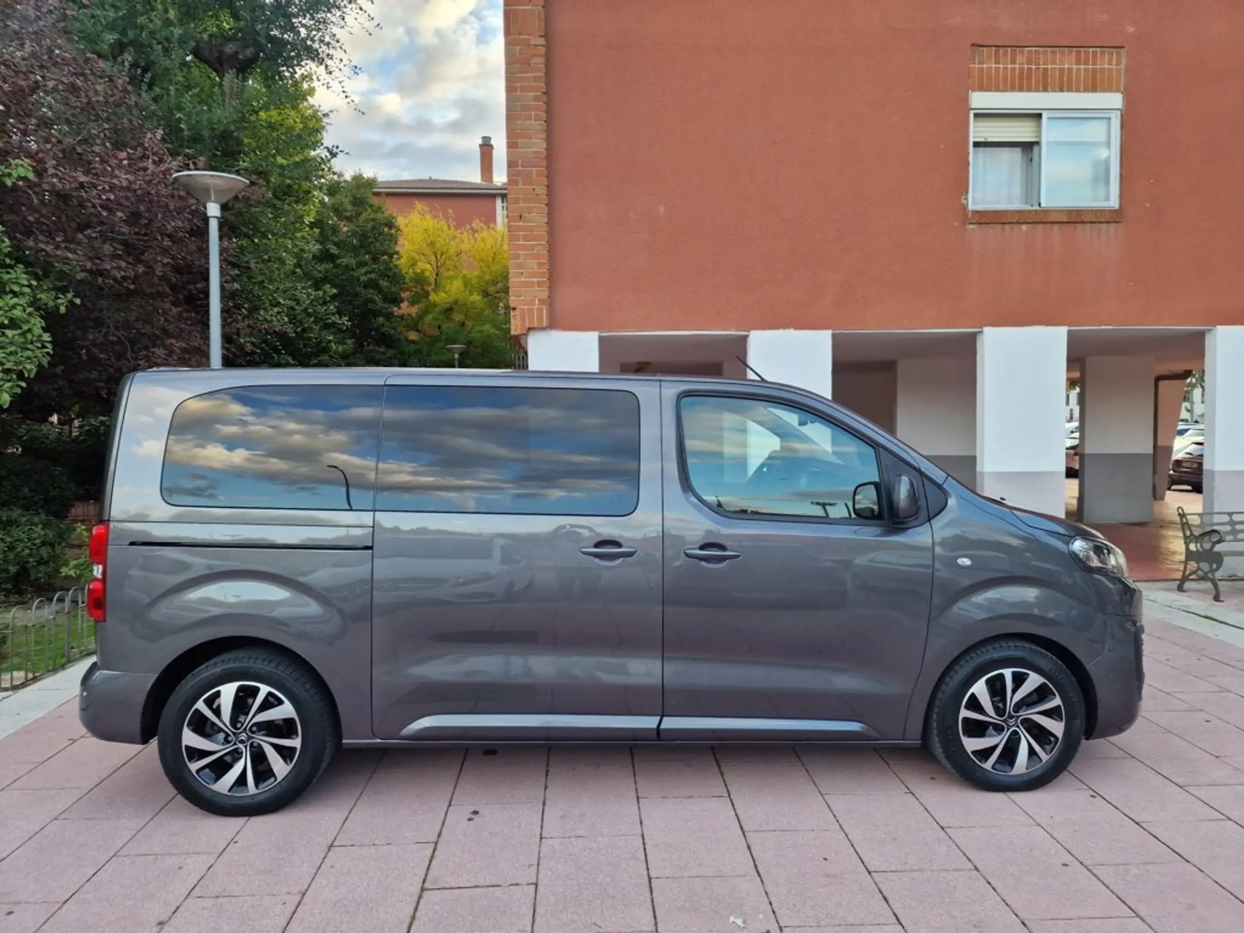 Citroen - Spacetourer