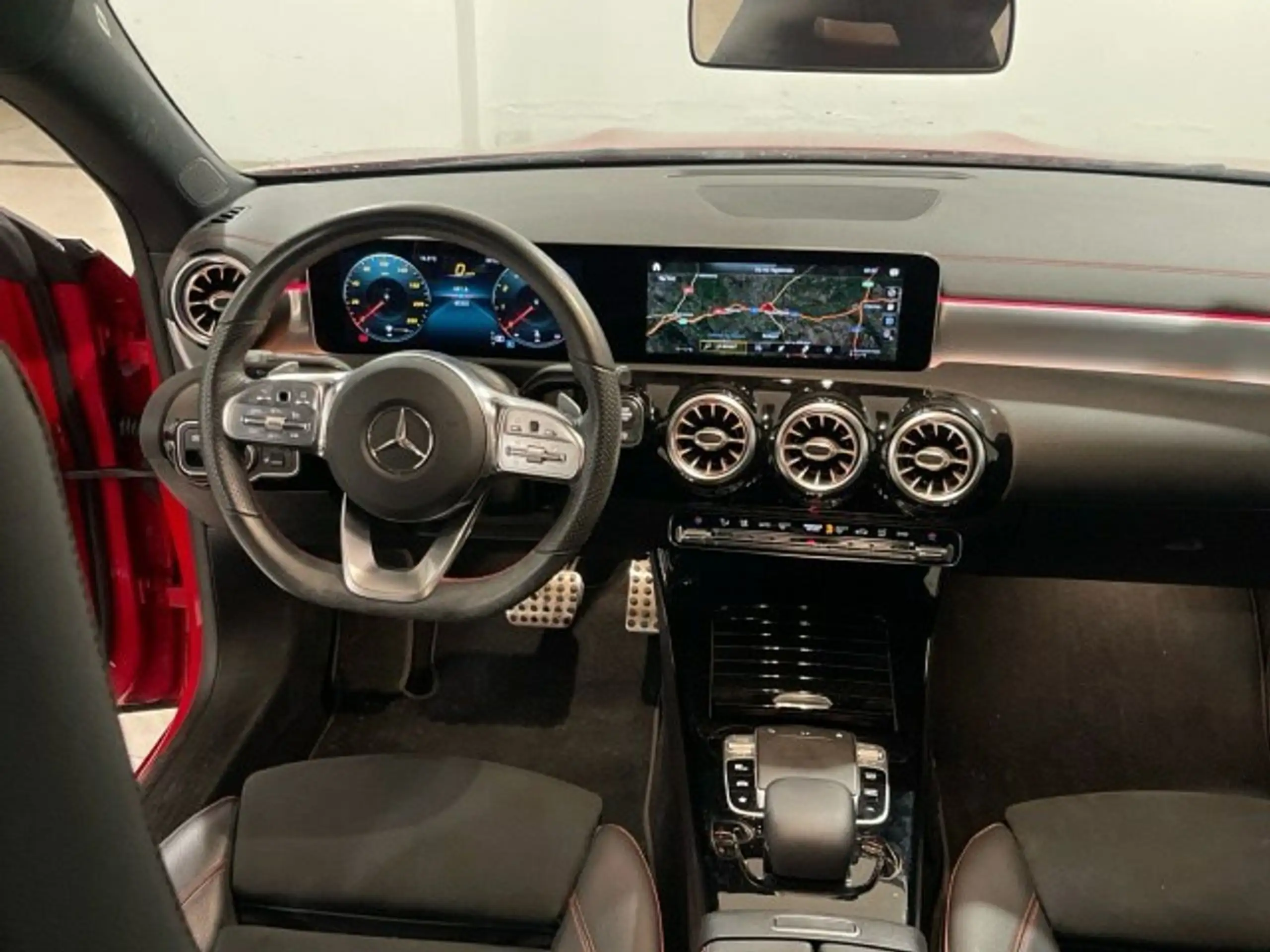 Mercedes-Benz - CLA 250