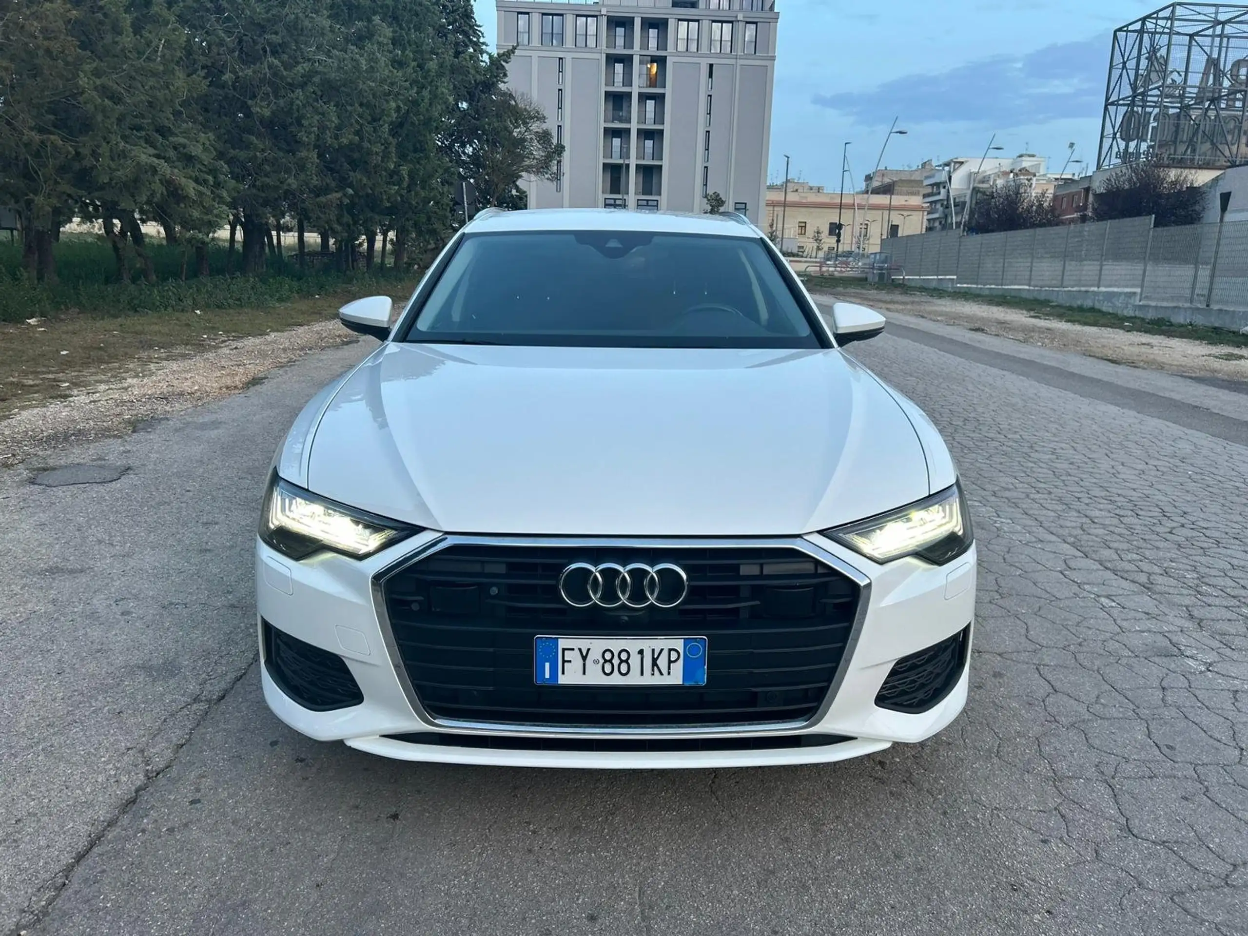 Audi - A6