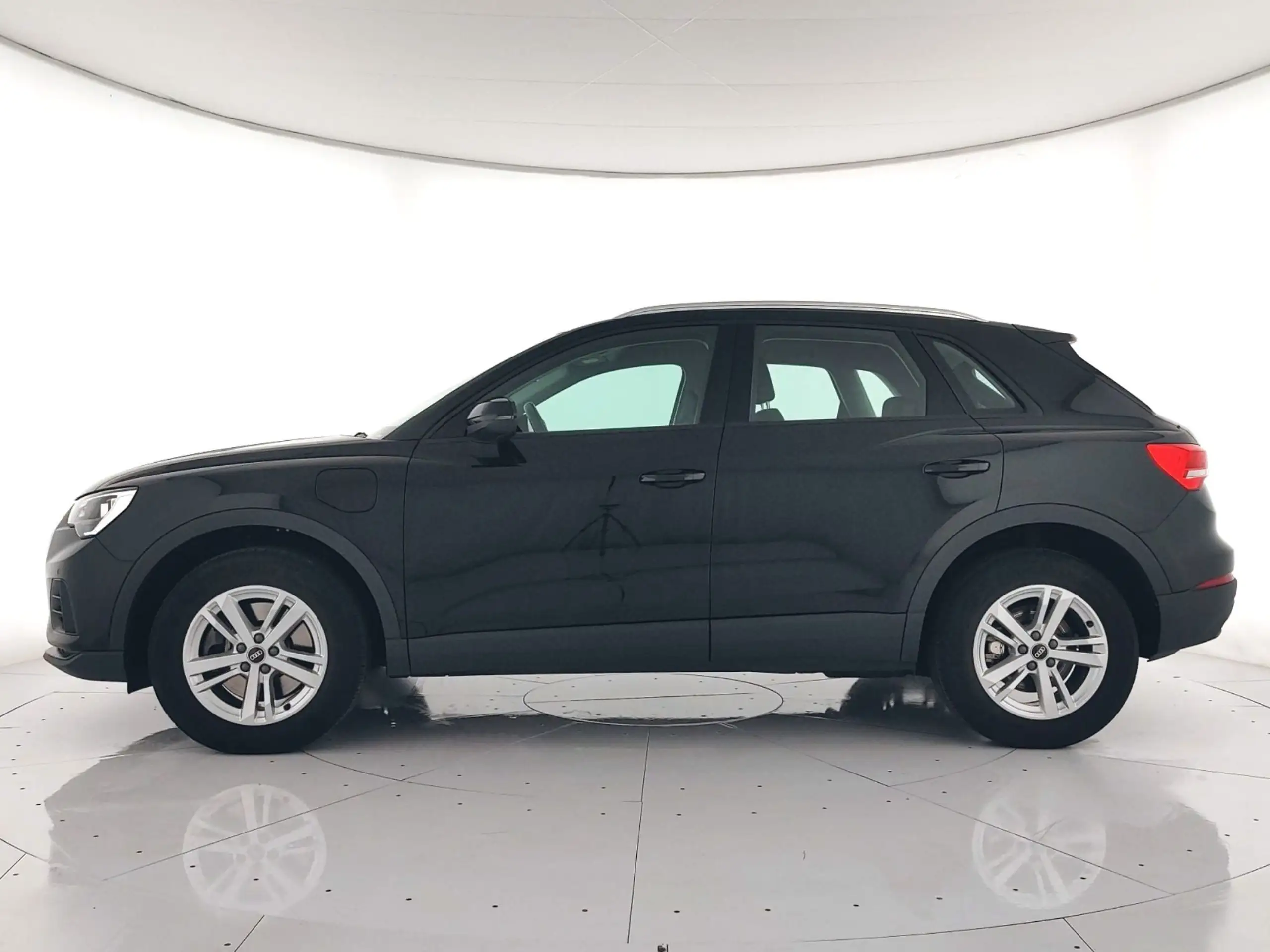 Audi - Q3