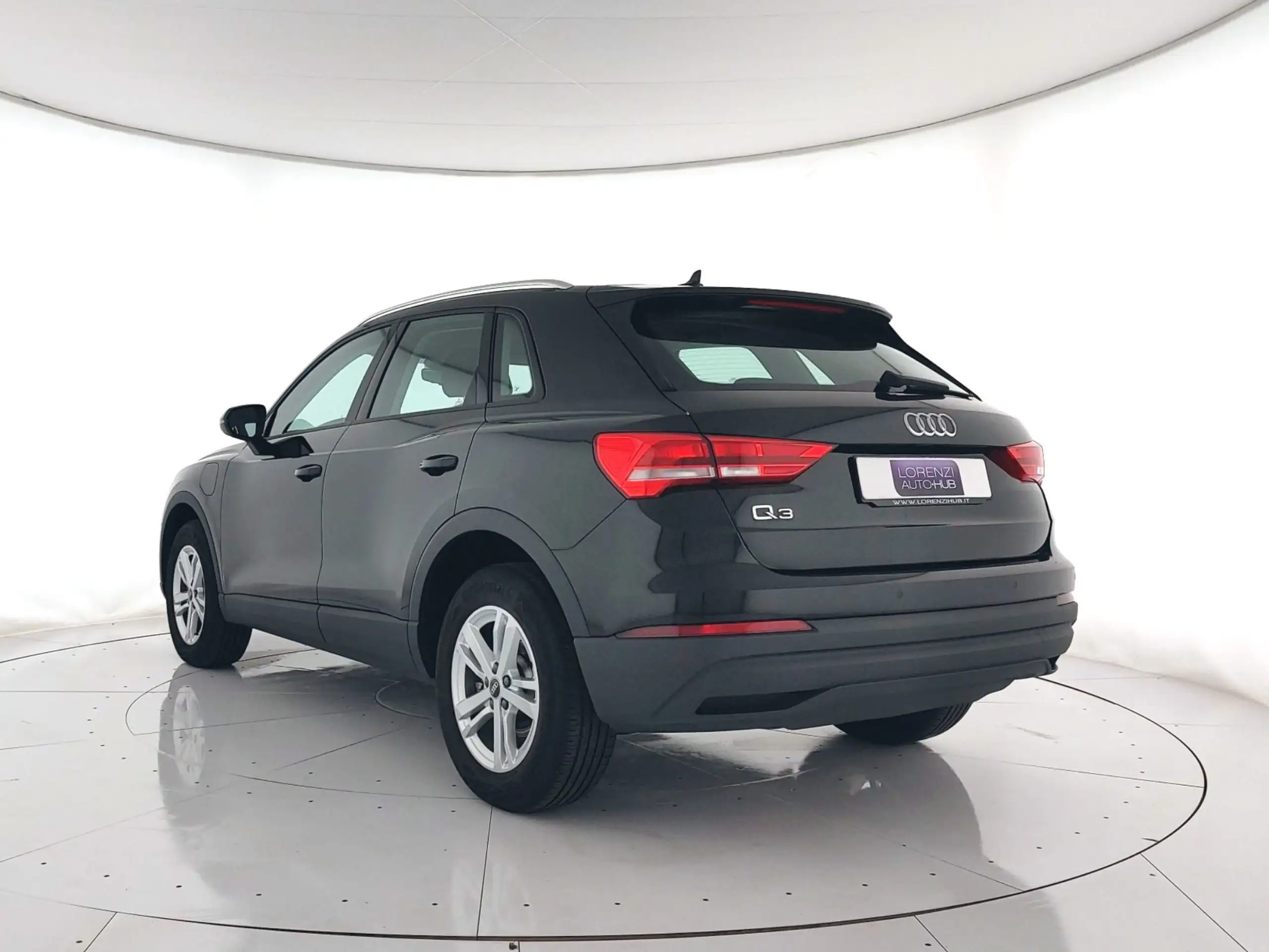 Audi - Q3