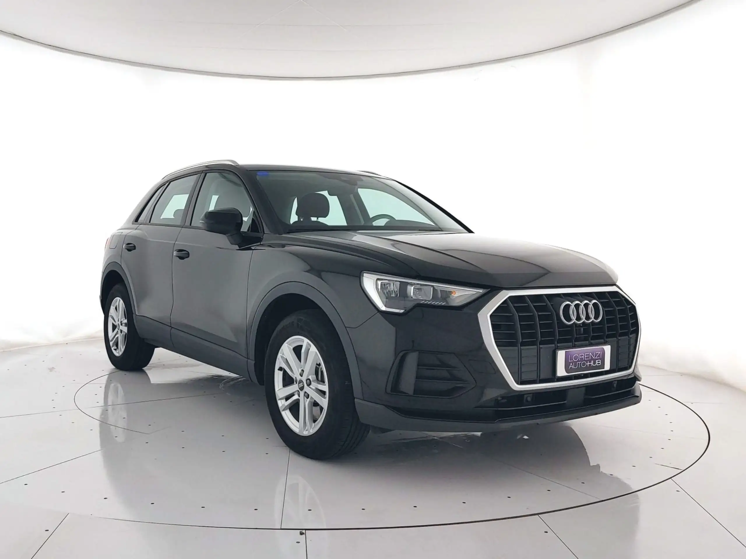 Audi - Q3