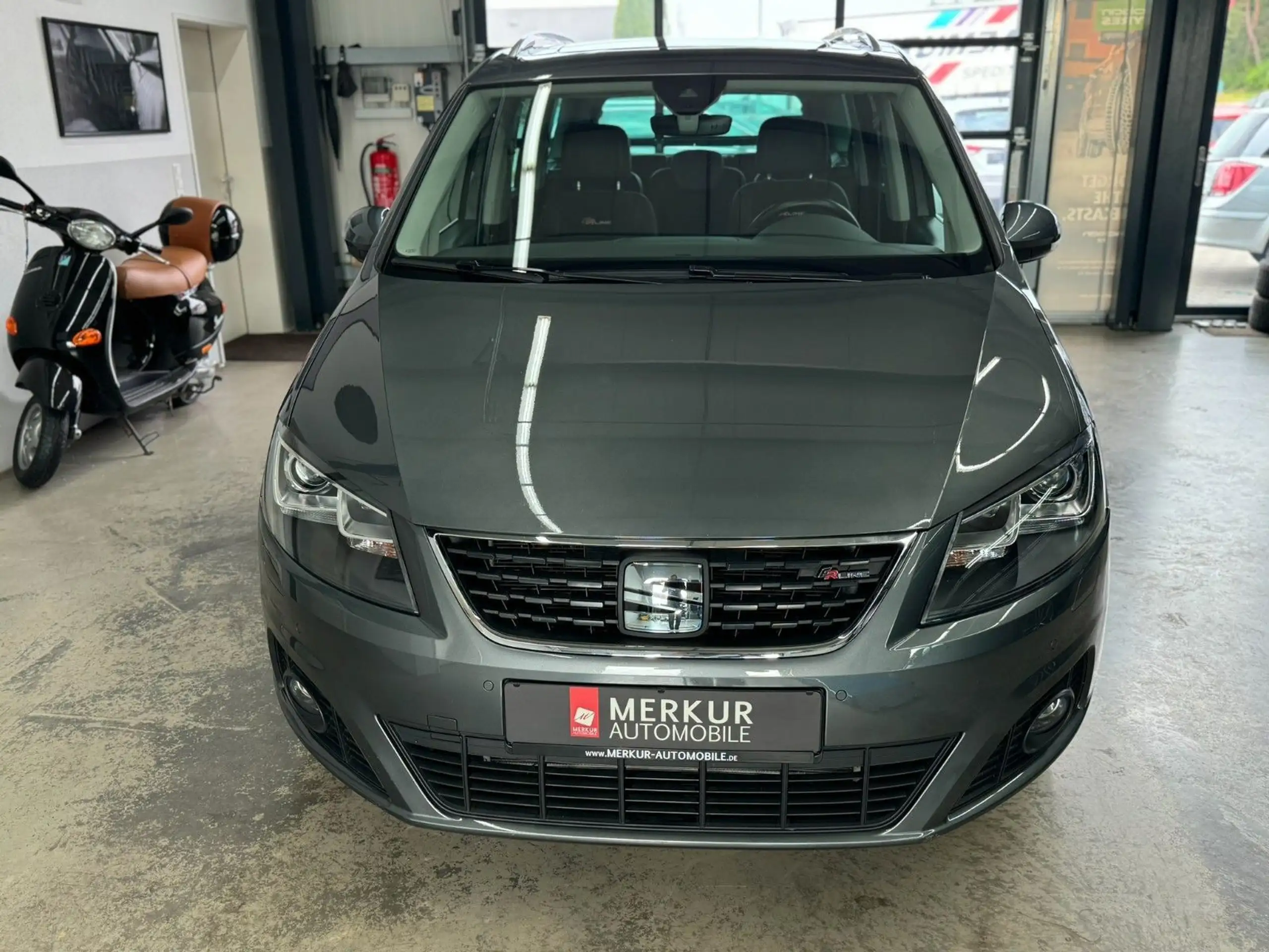 SEAT - Alhambra