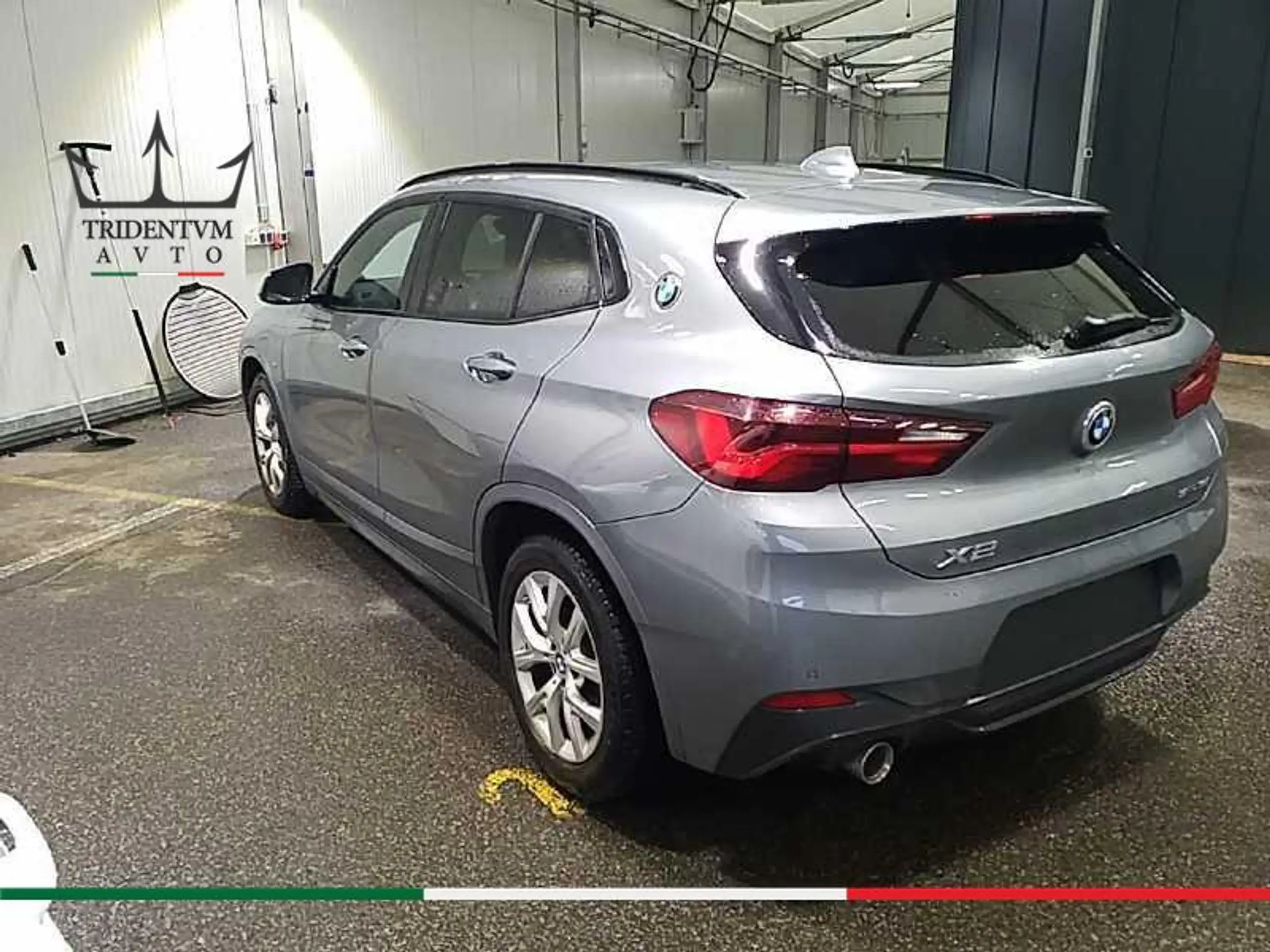 BMW - X2