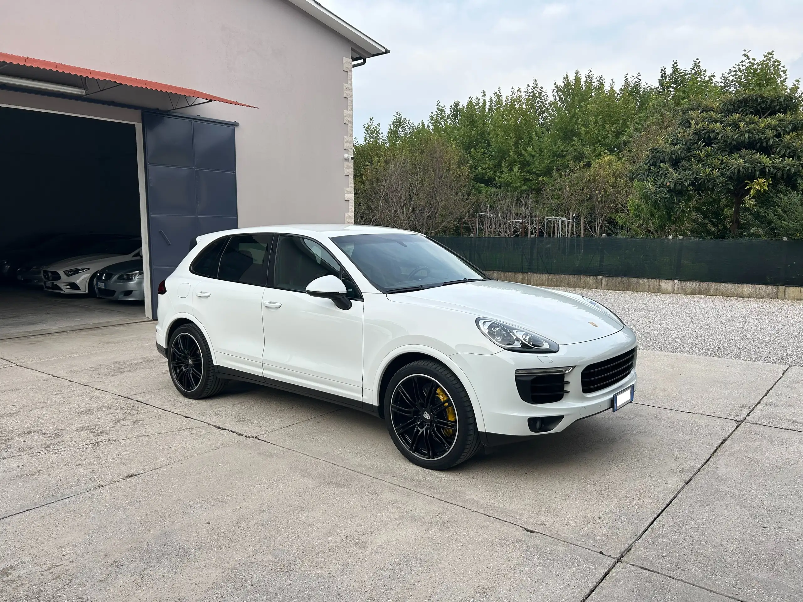 Porsche - Cayenne