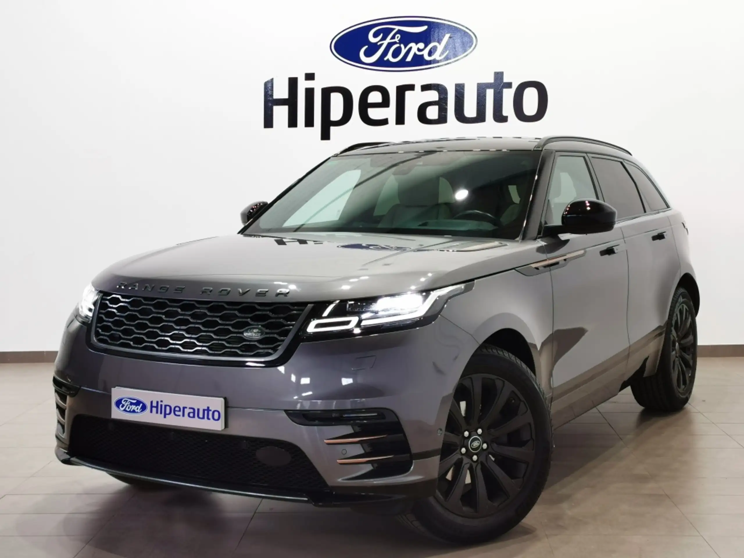 Land Rover - Range Rover Velar