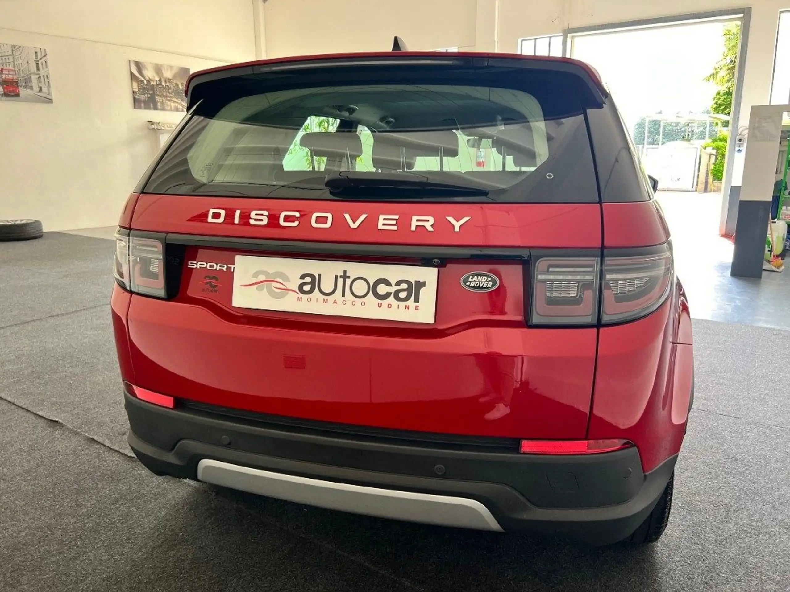 Land Rover - Discovery Sport