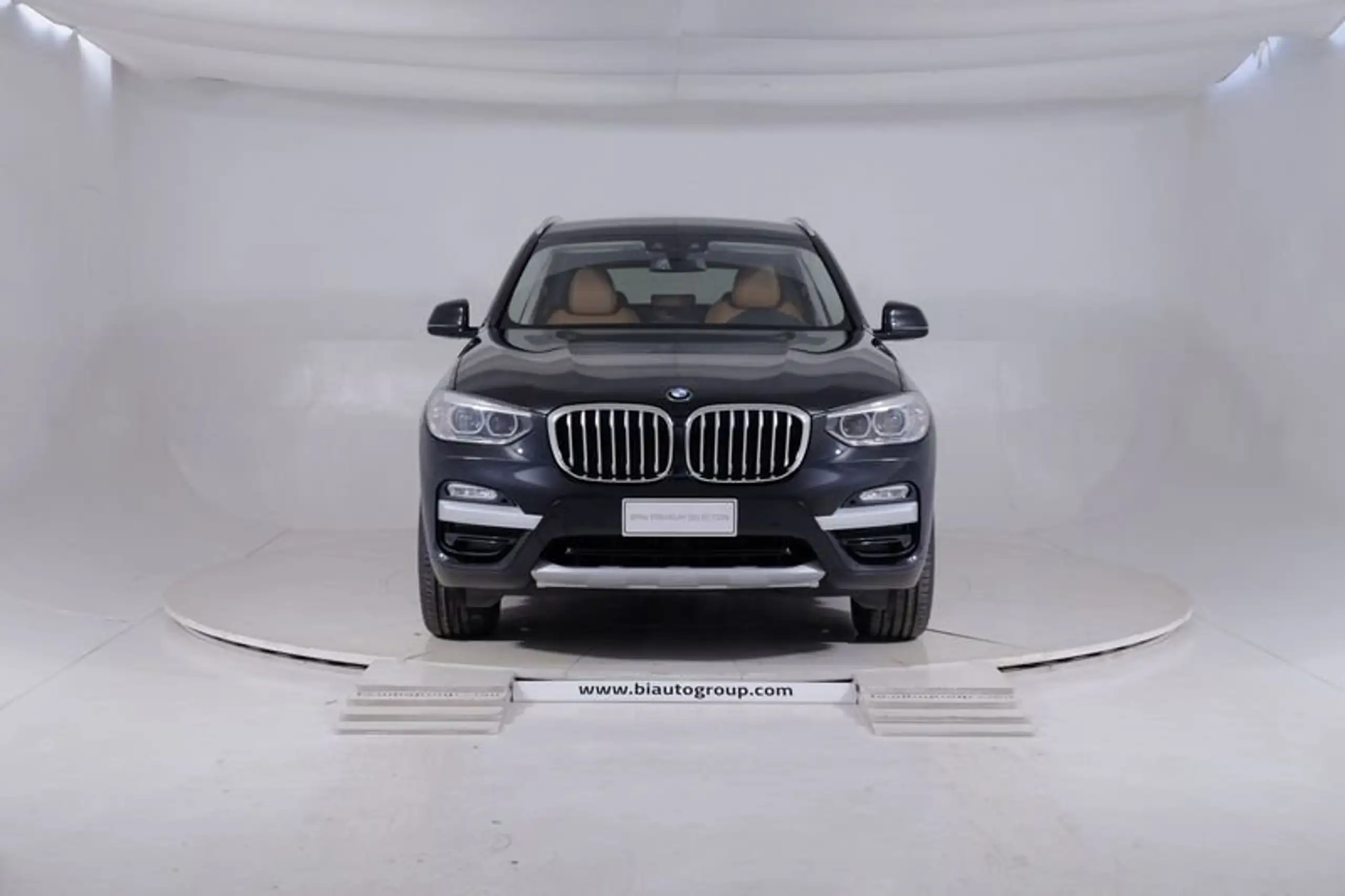 BMW - X3