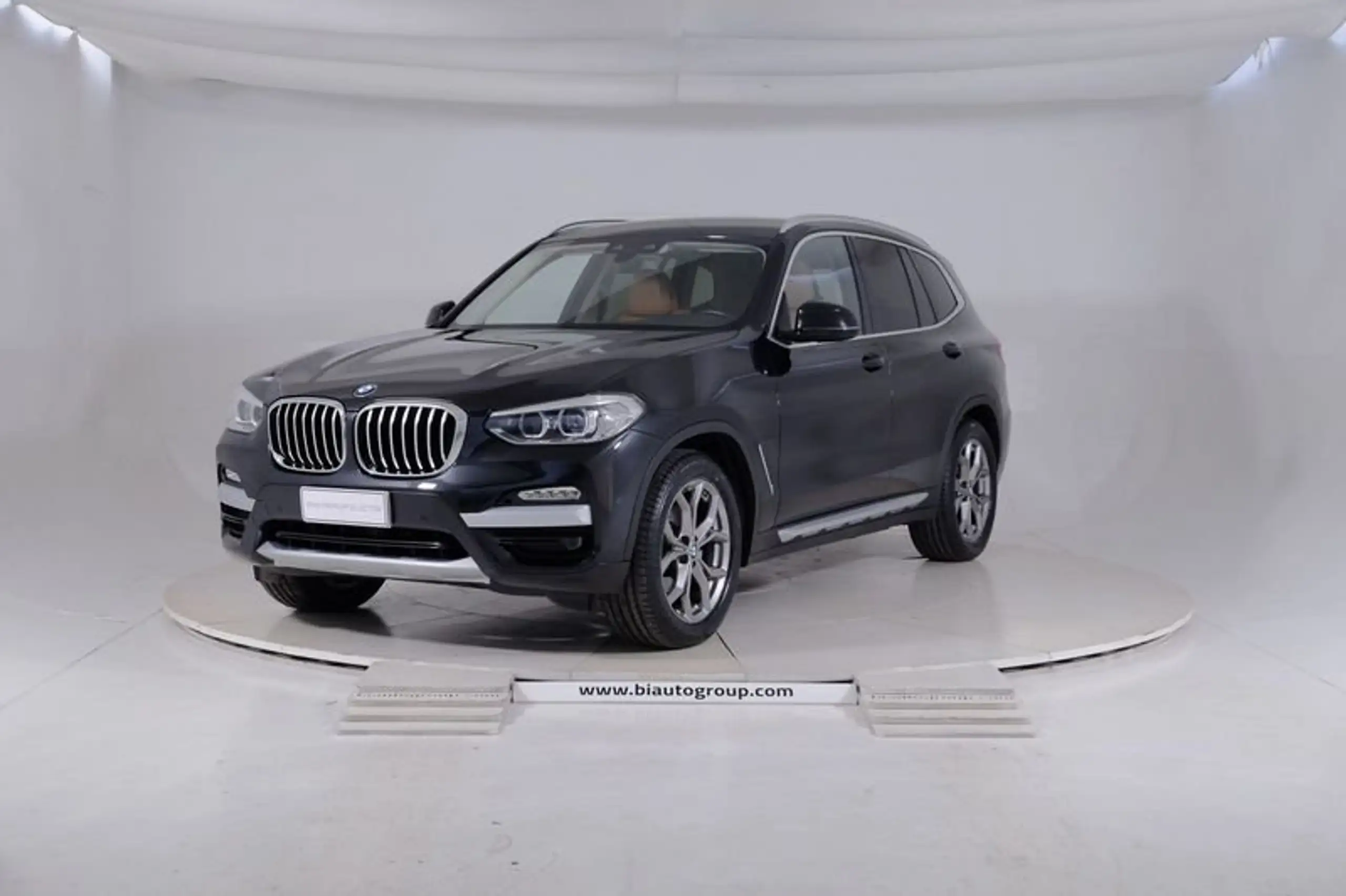 BMW - X3