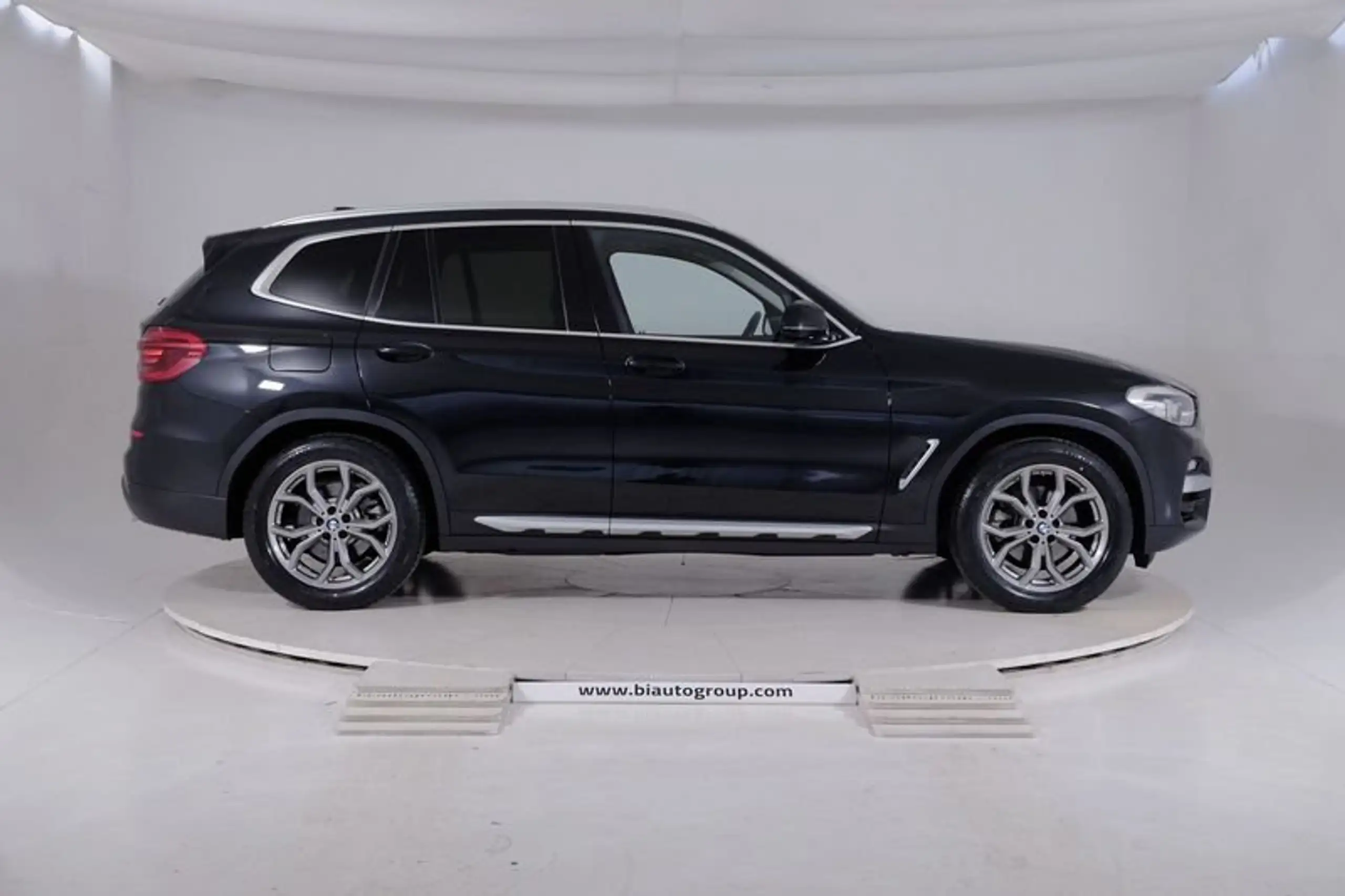 BMW - X3