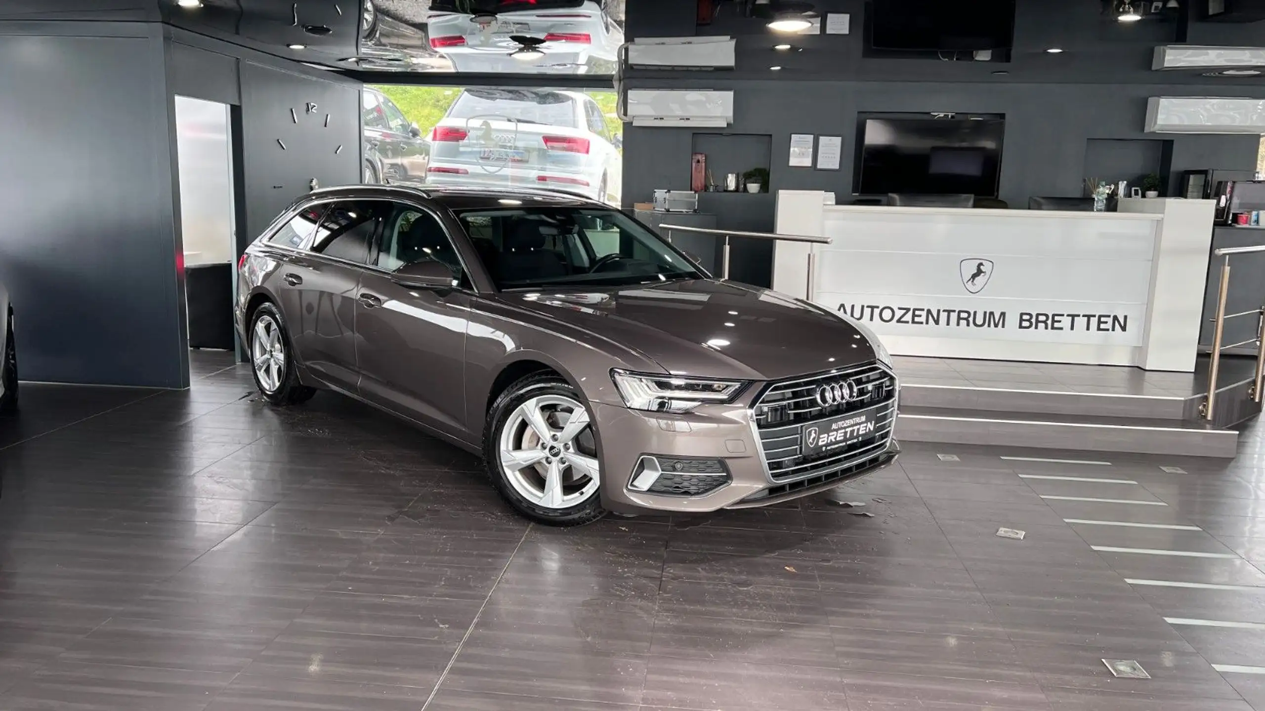 Audi - A6