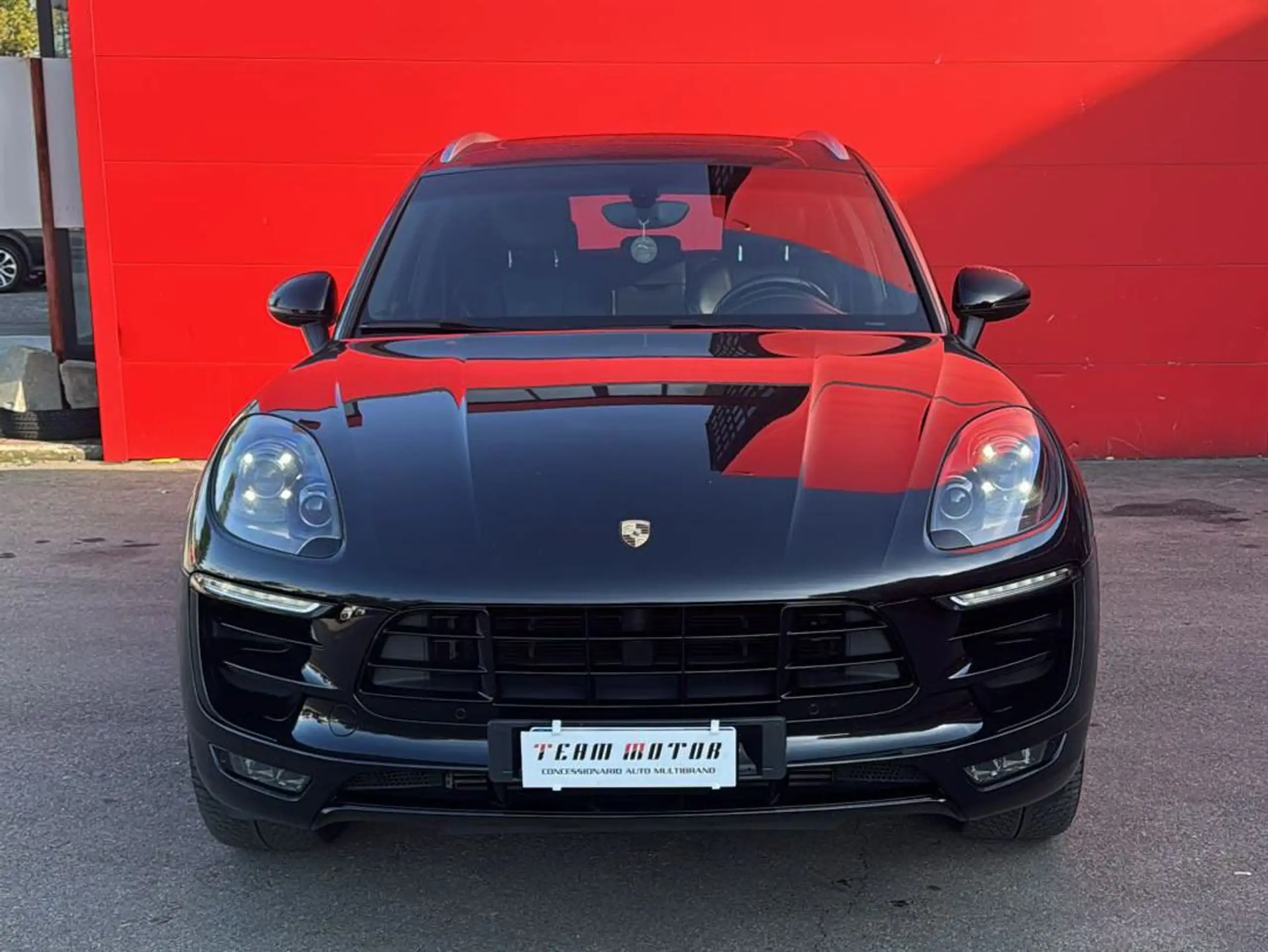 Porsche - Macan