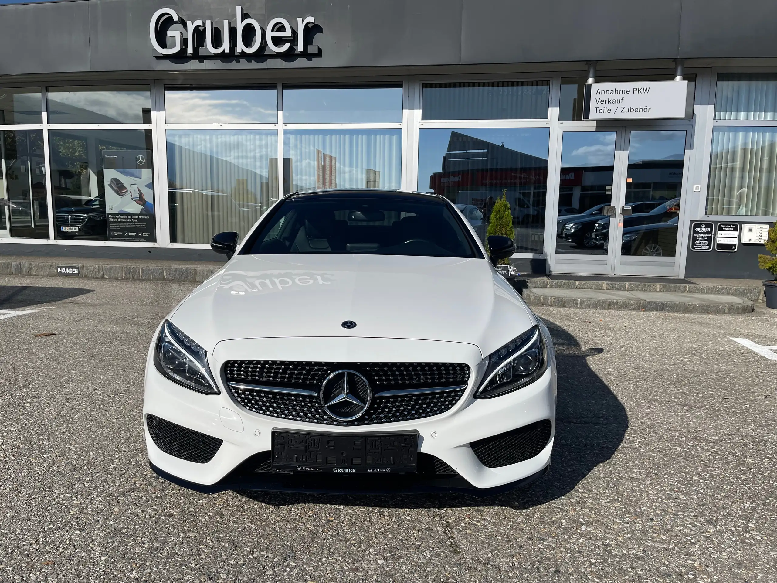 Mercedes-Benz - C 220