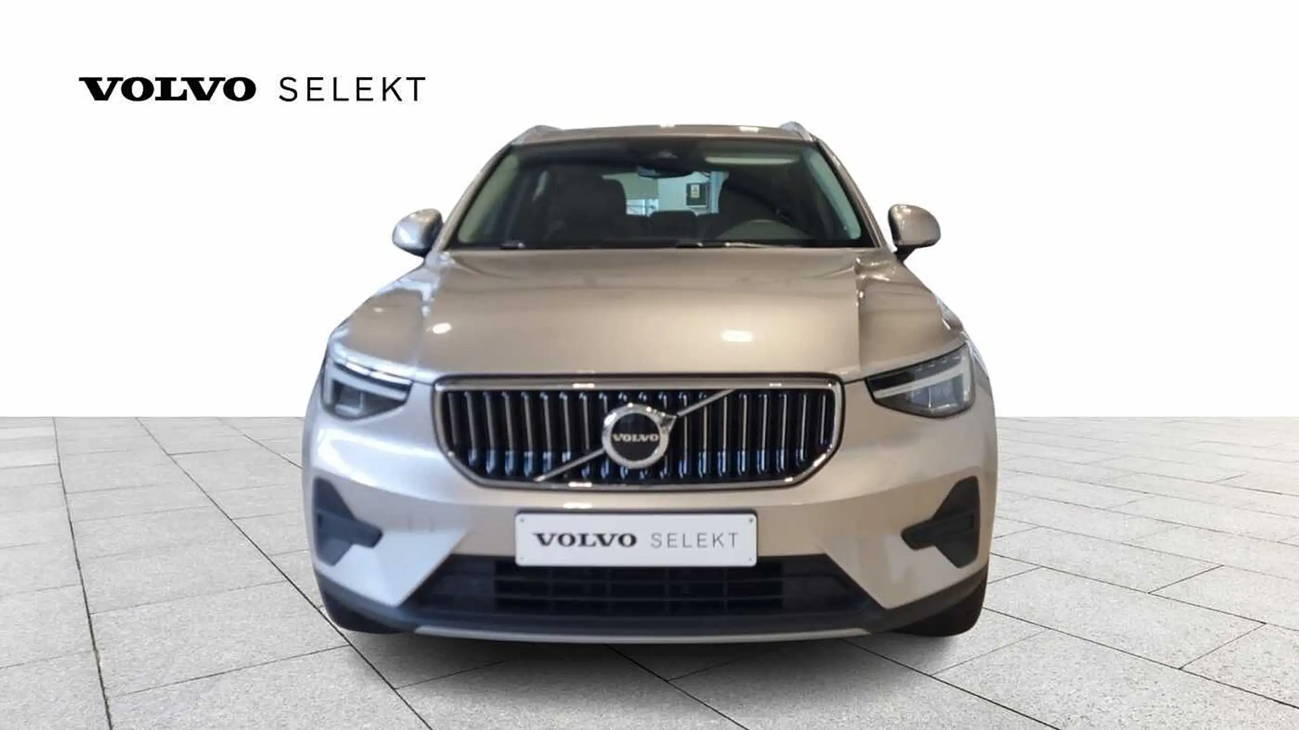 Volvo - XC40