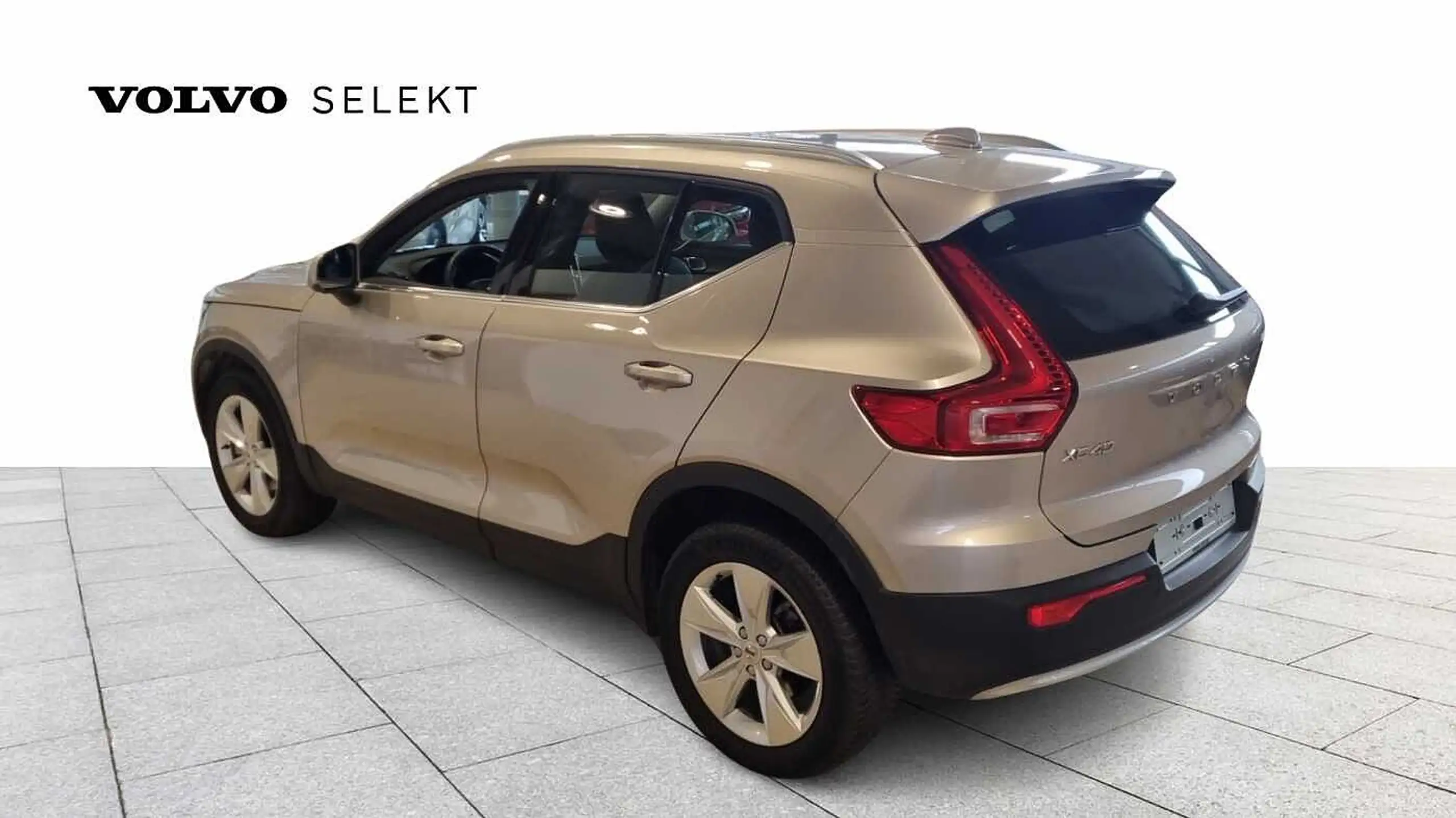 Volvo - XC40