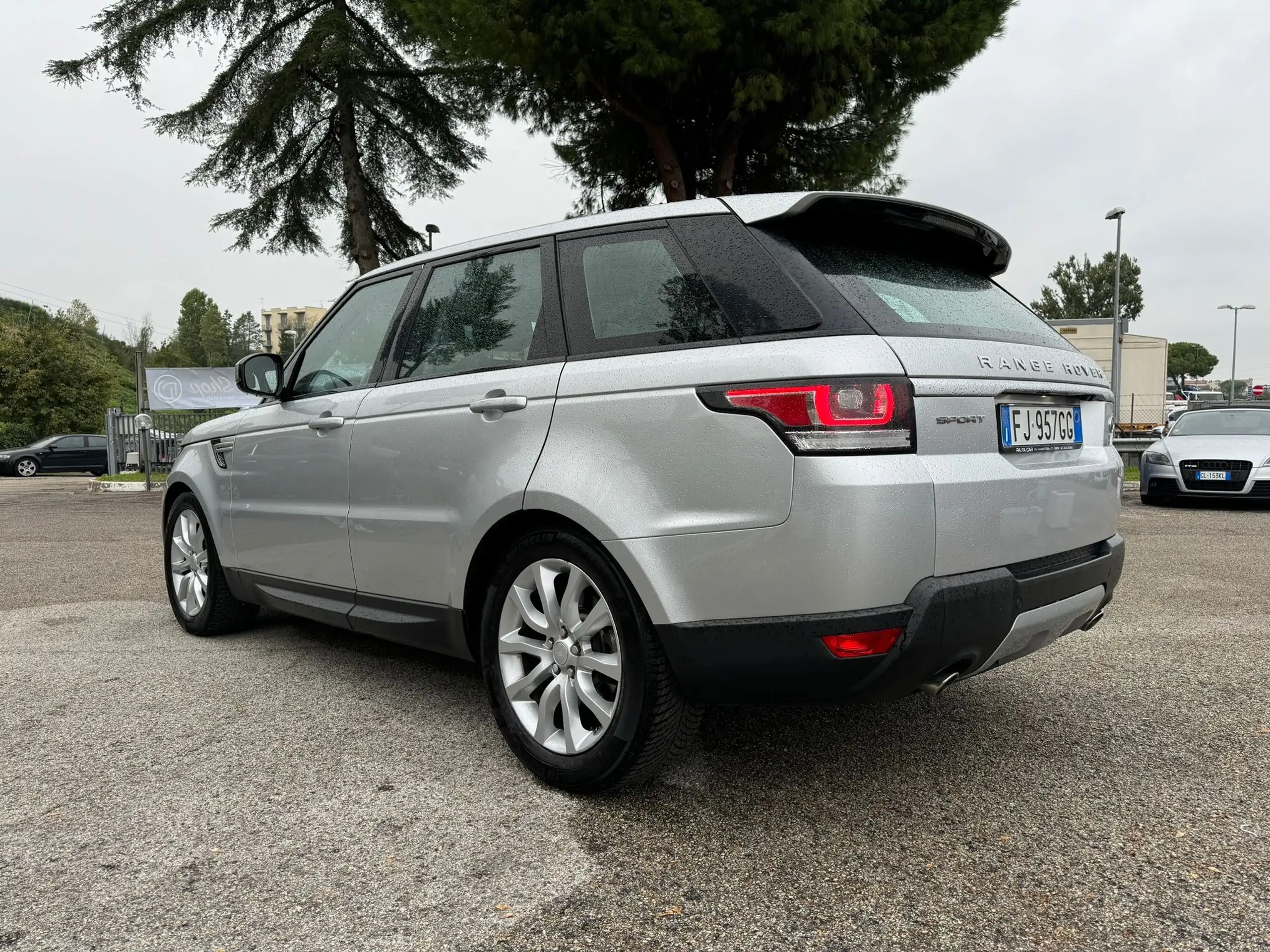 Land Rover - Range Rover Sport