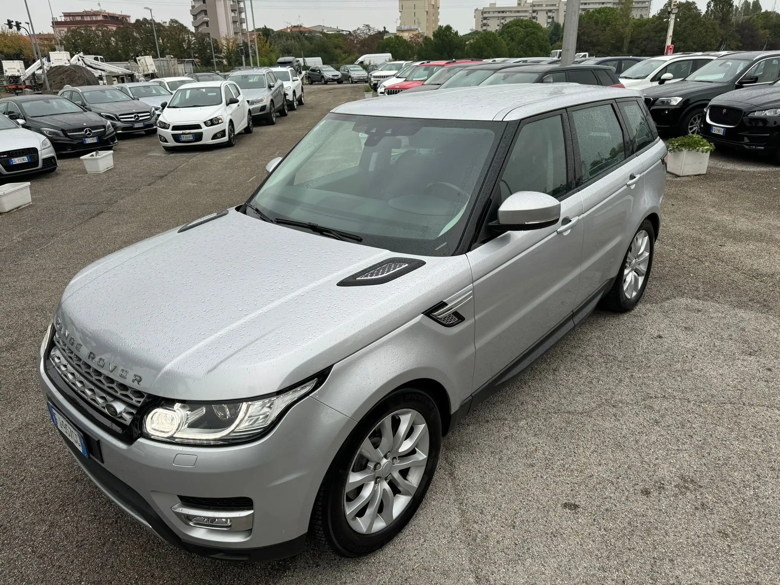 Land Rover - Range Rover Sport