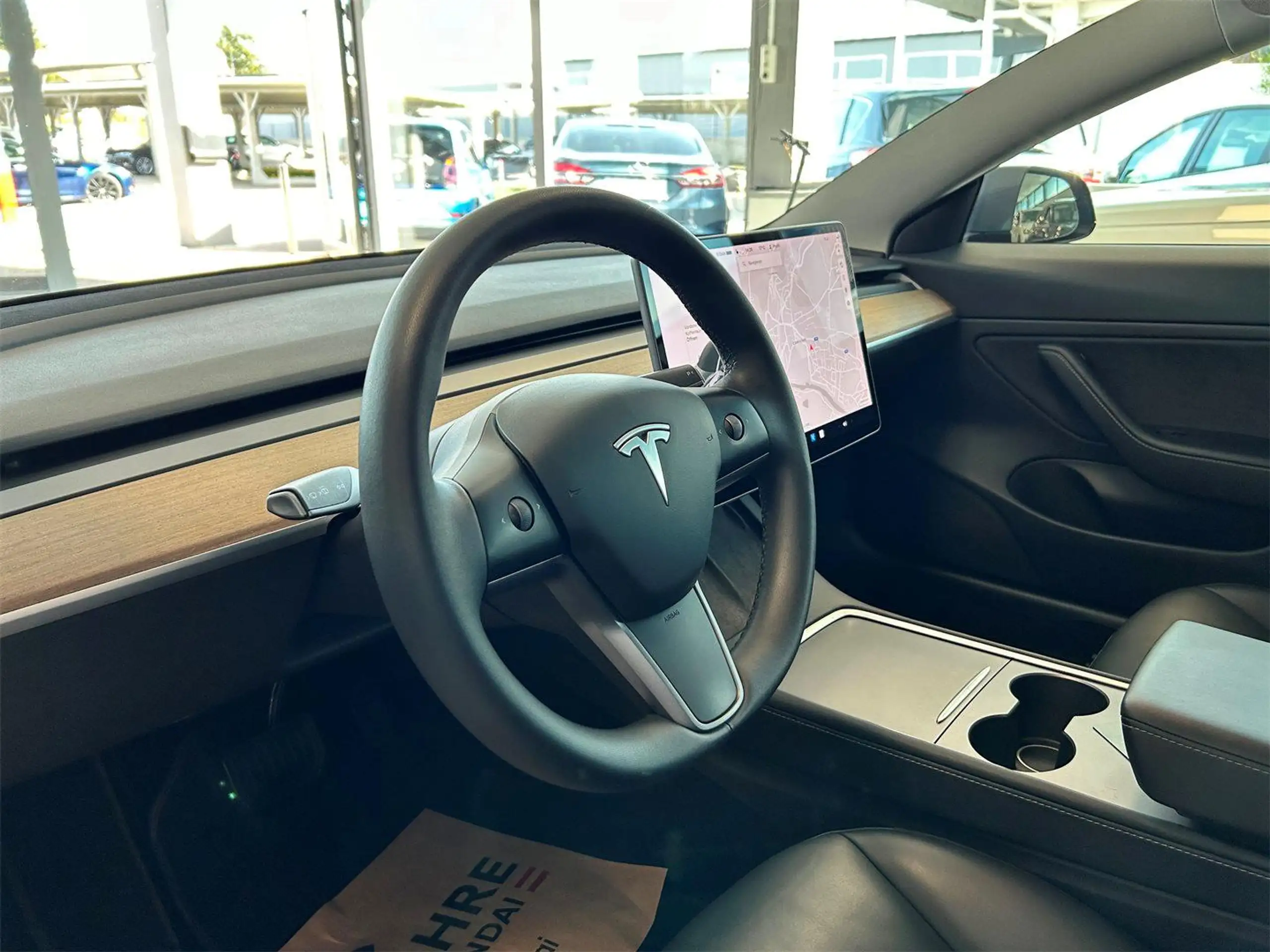 Tesla - Model 3