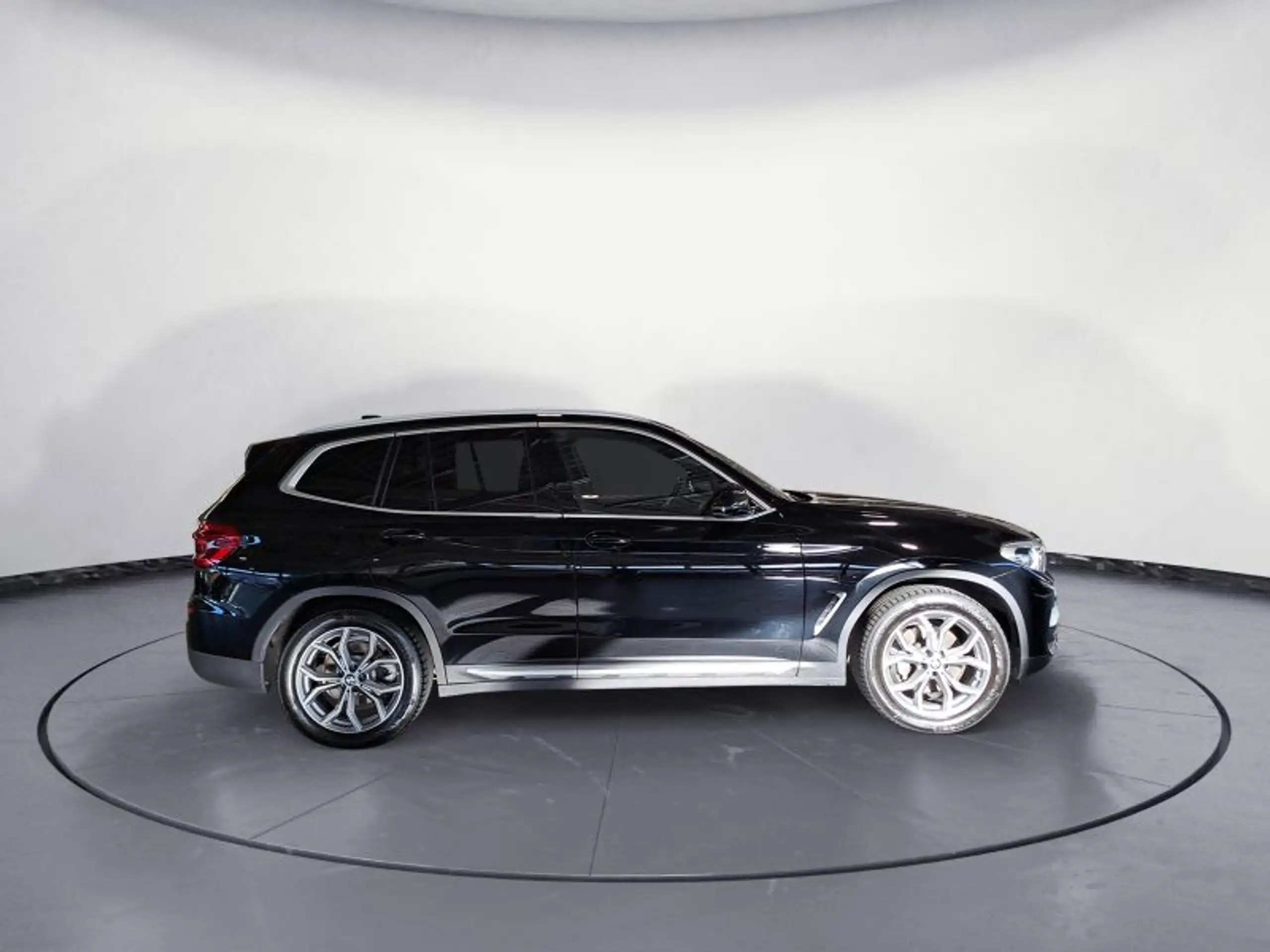 BMW - X3