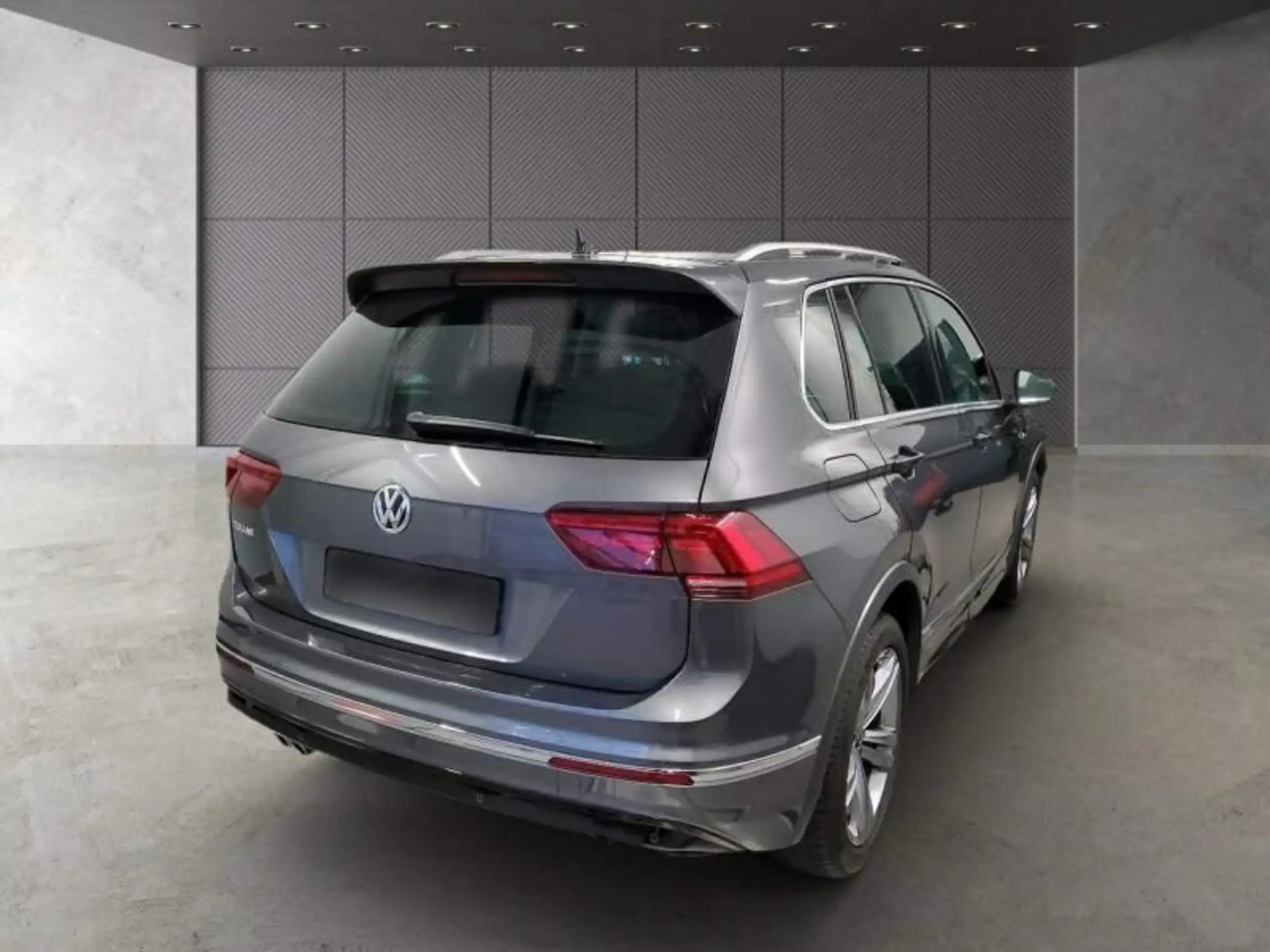 Volkswagen - Tiguan