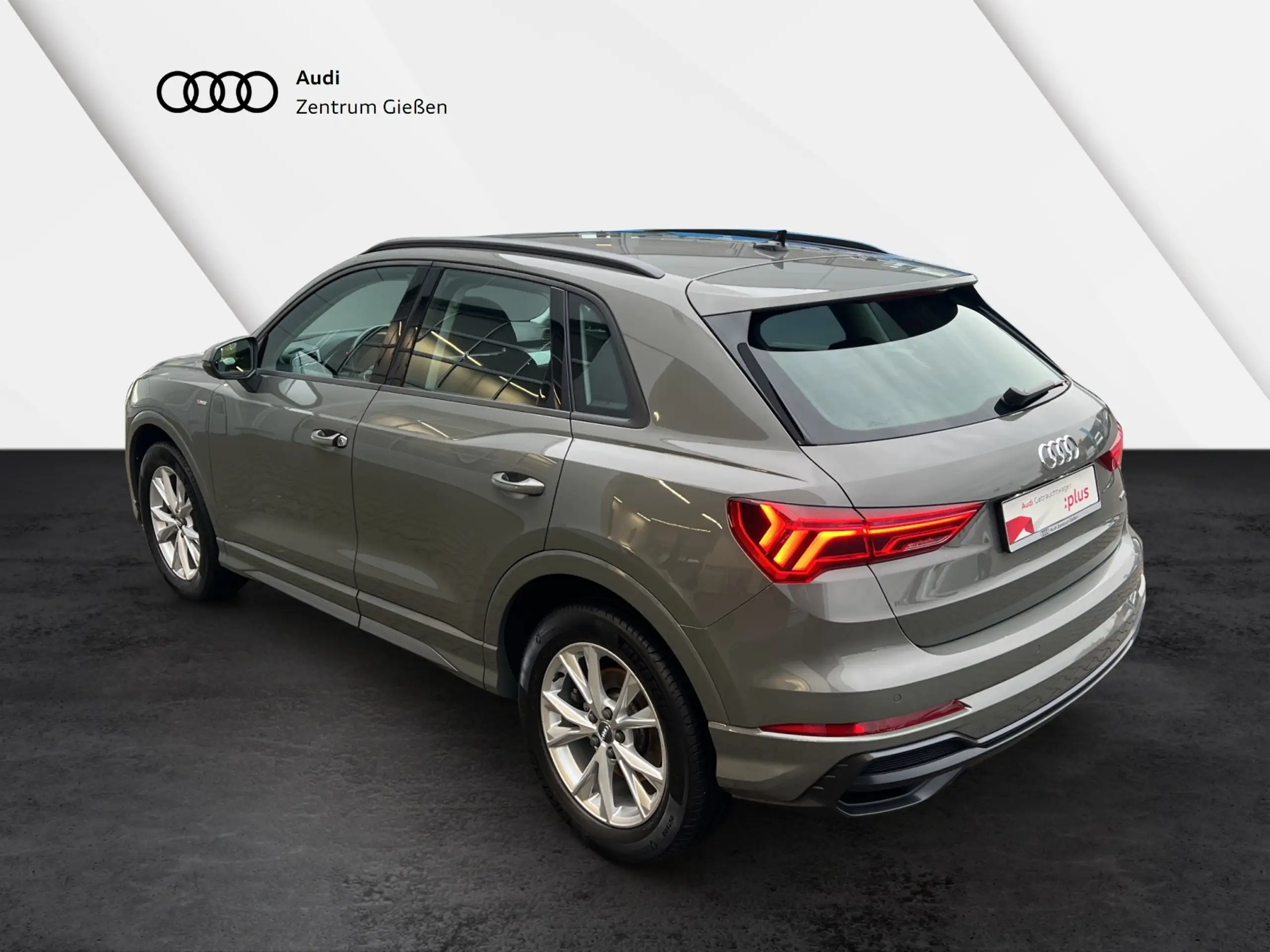 Audi - Q3