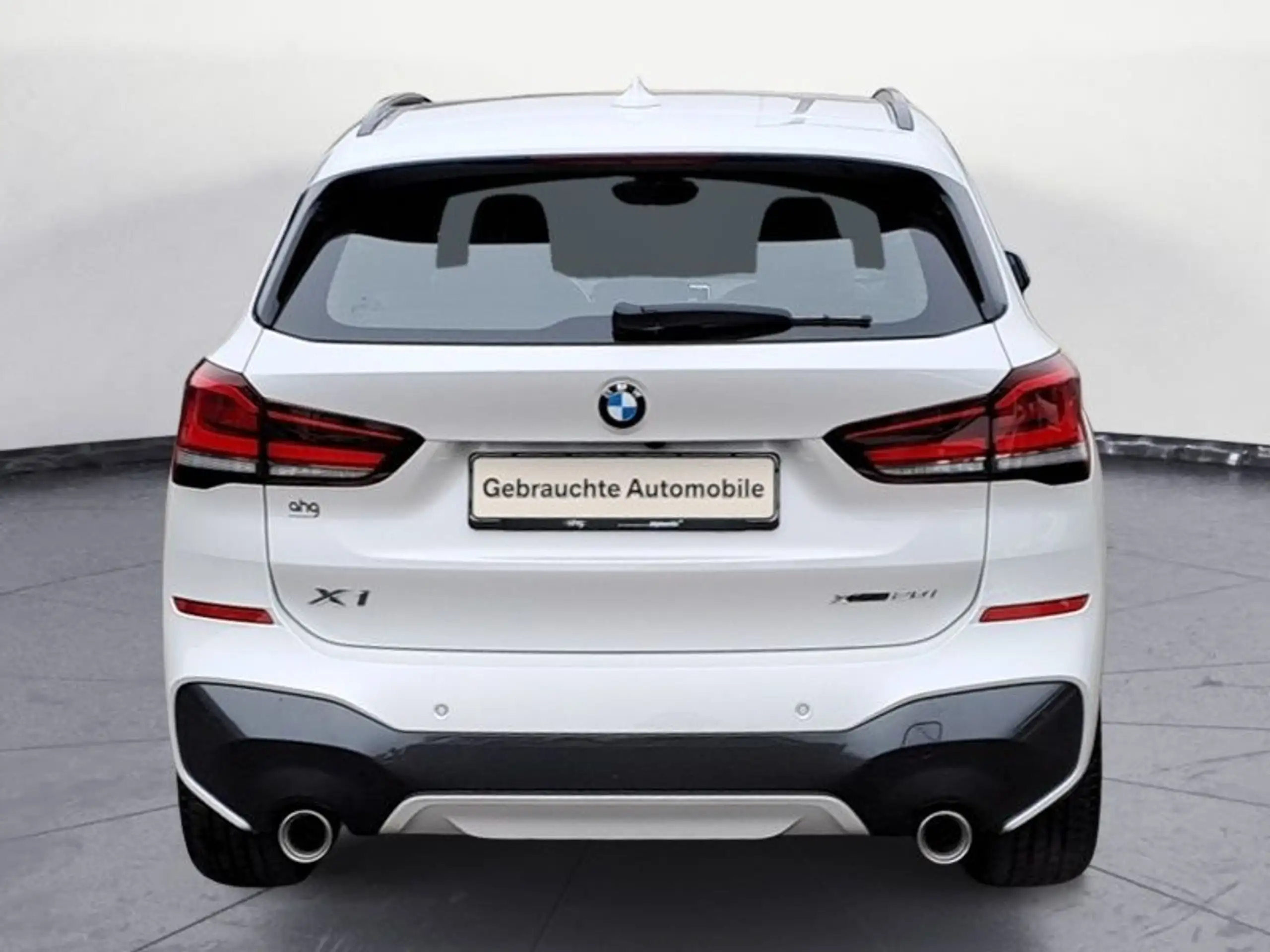 BMW - X1