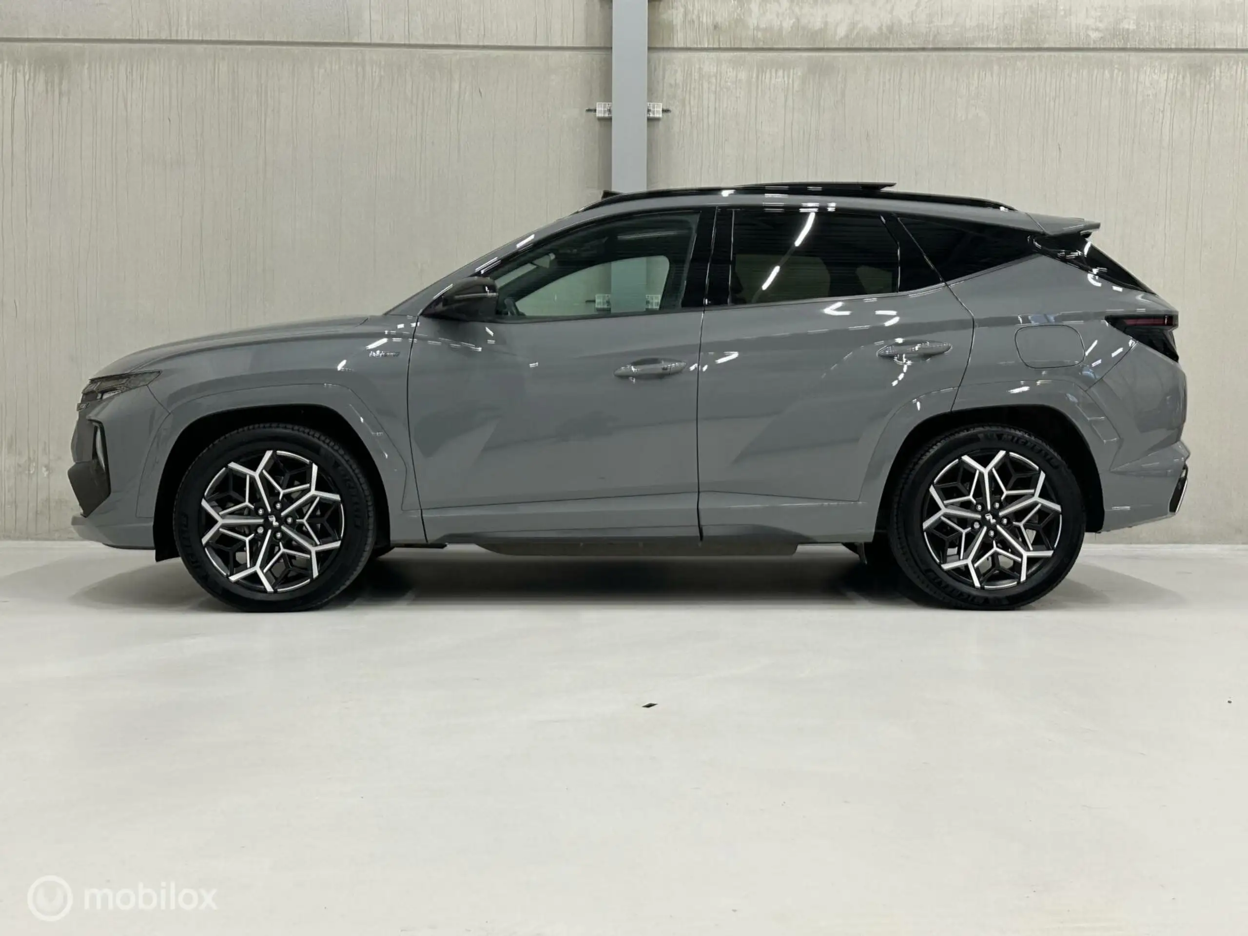 Hyundai - TUCSON