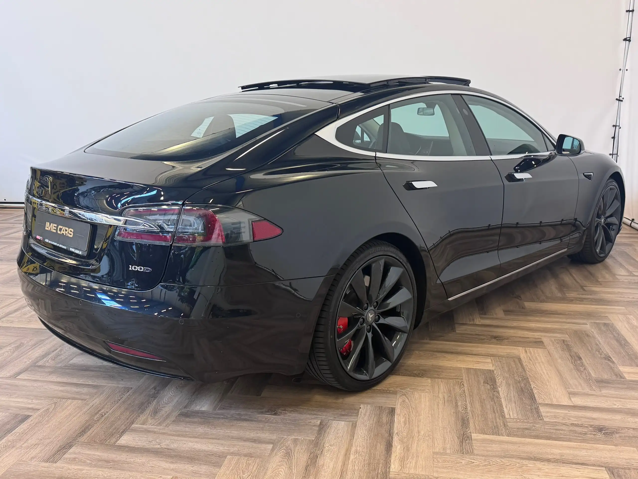 Tesla - Model S