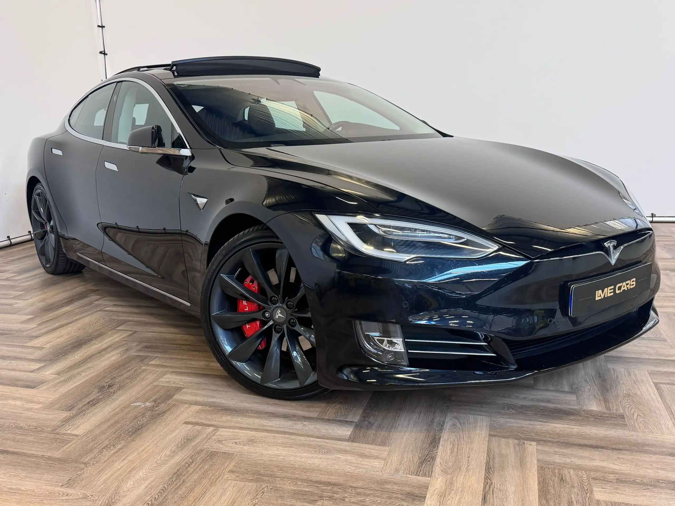 Tesla - Model S