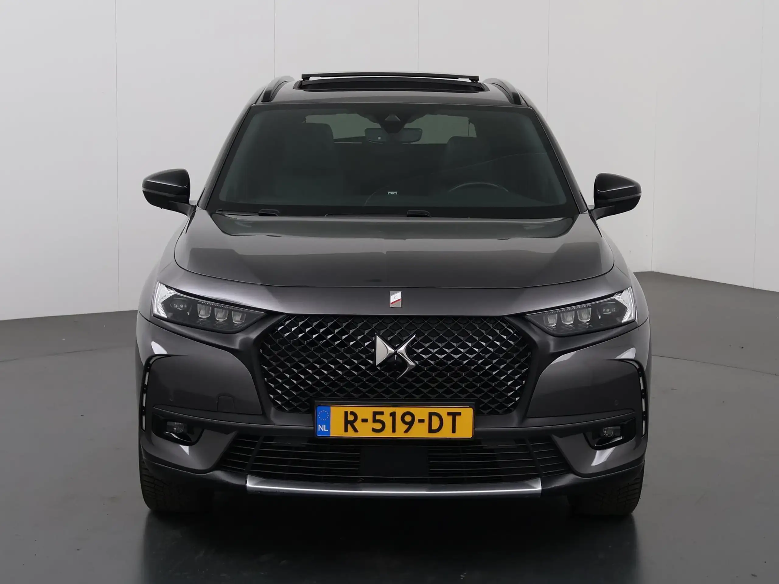 DS Automobiles - DS 7 Crossback