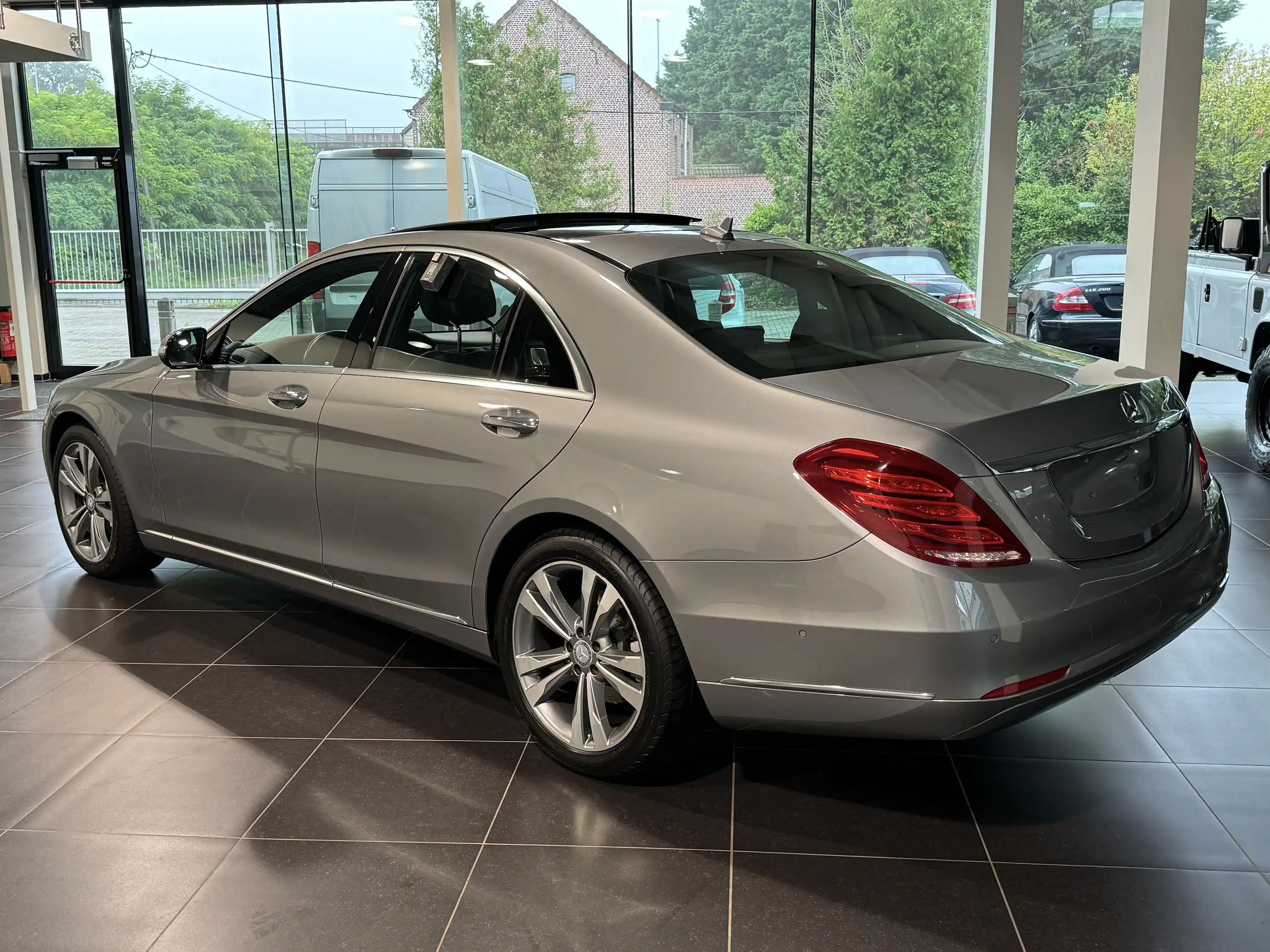 Mercedes-Benz - S 350