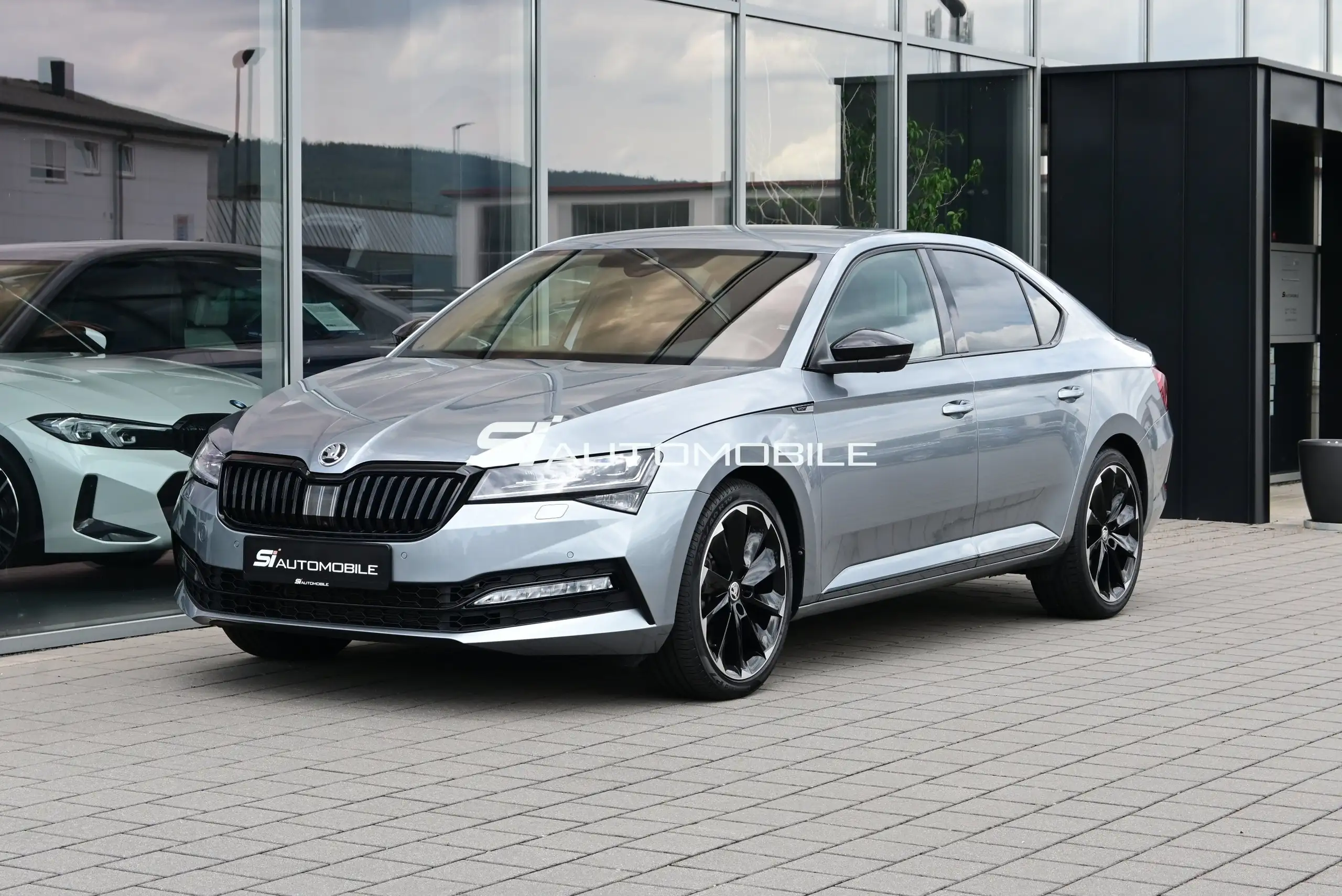 Skoda - Superb