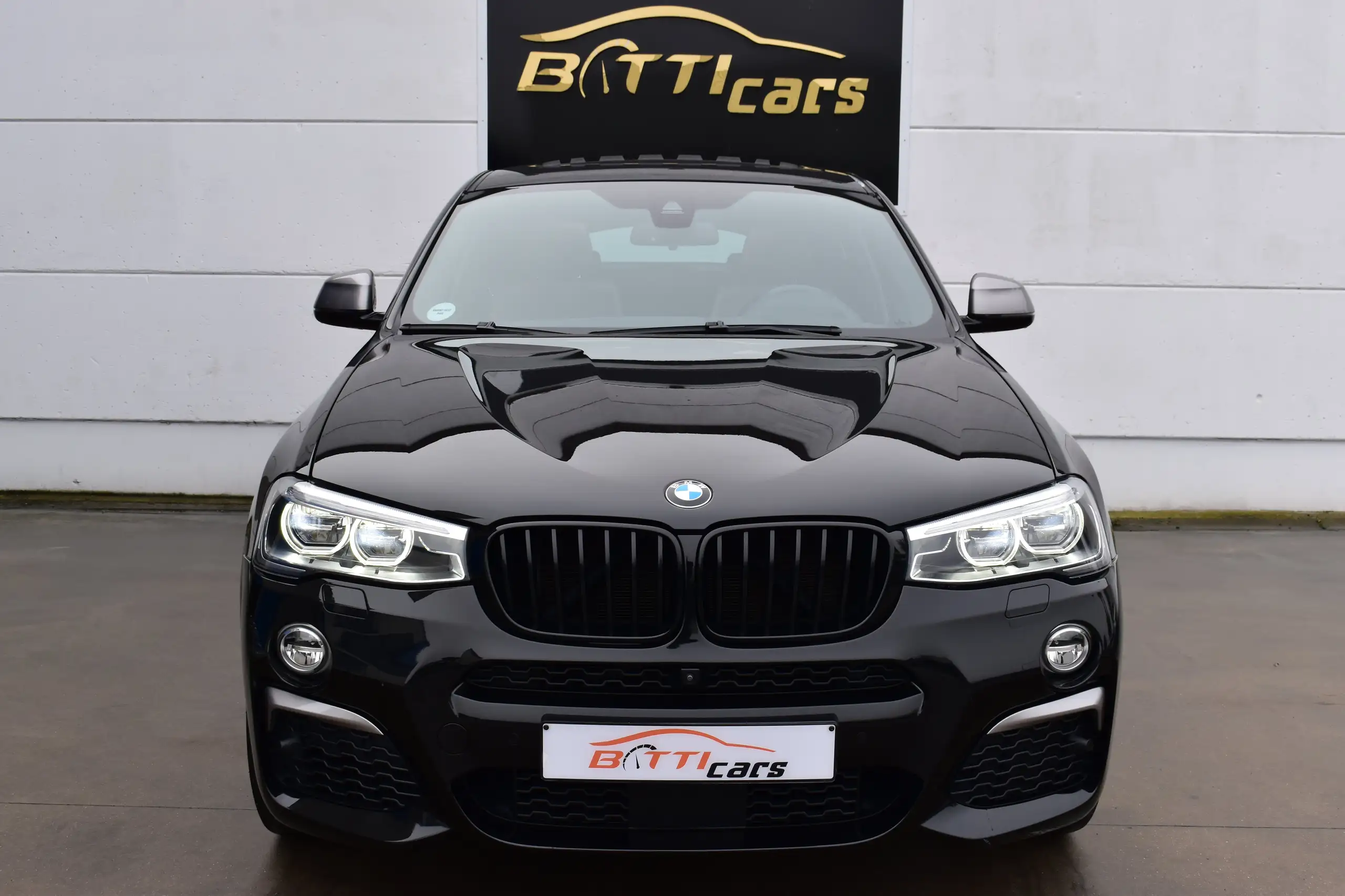 BMW - X4 M