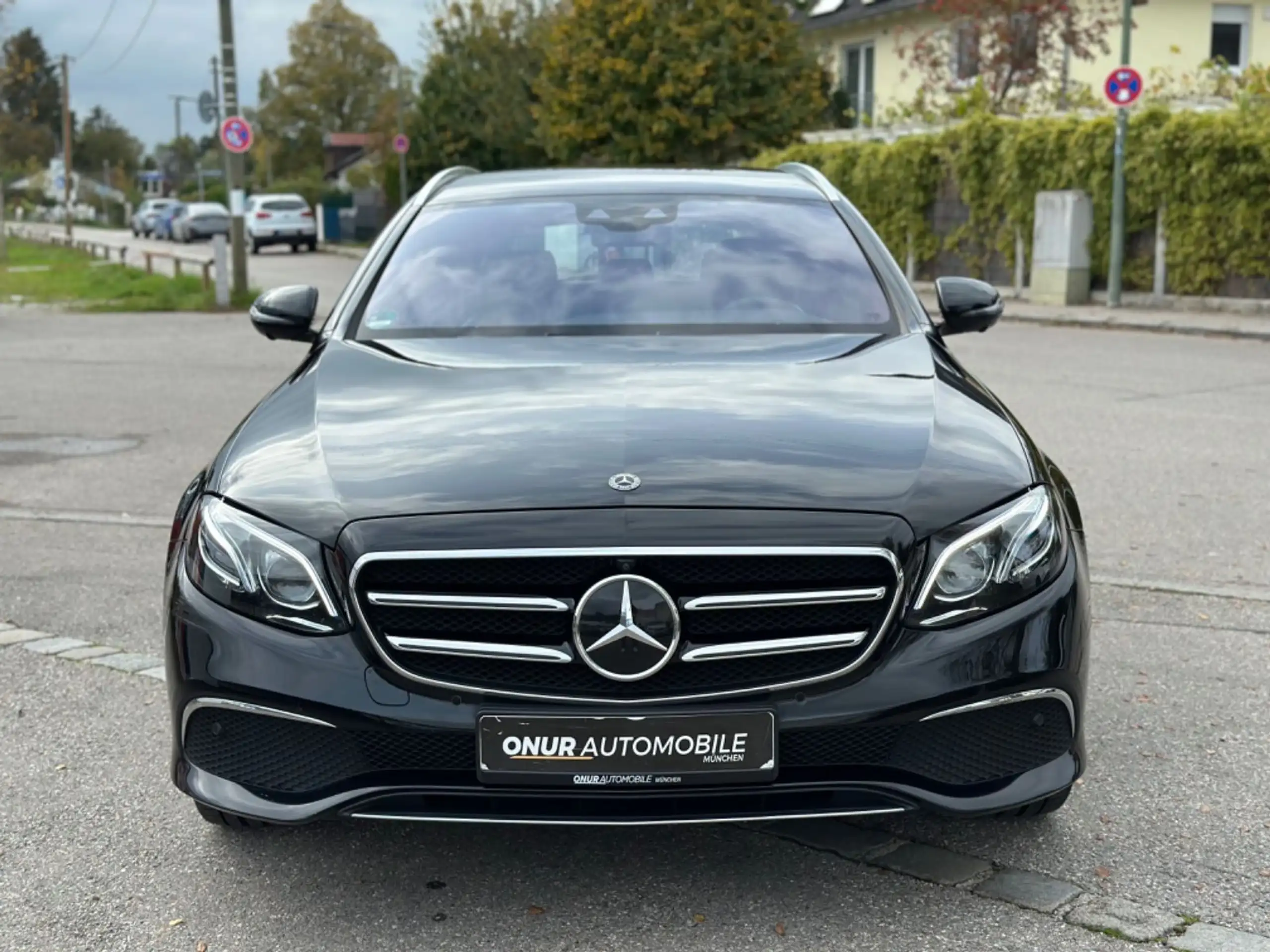 Mercedes-Benz - E 350