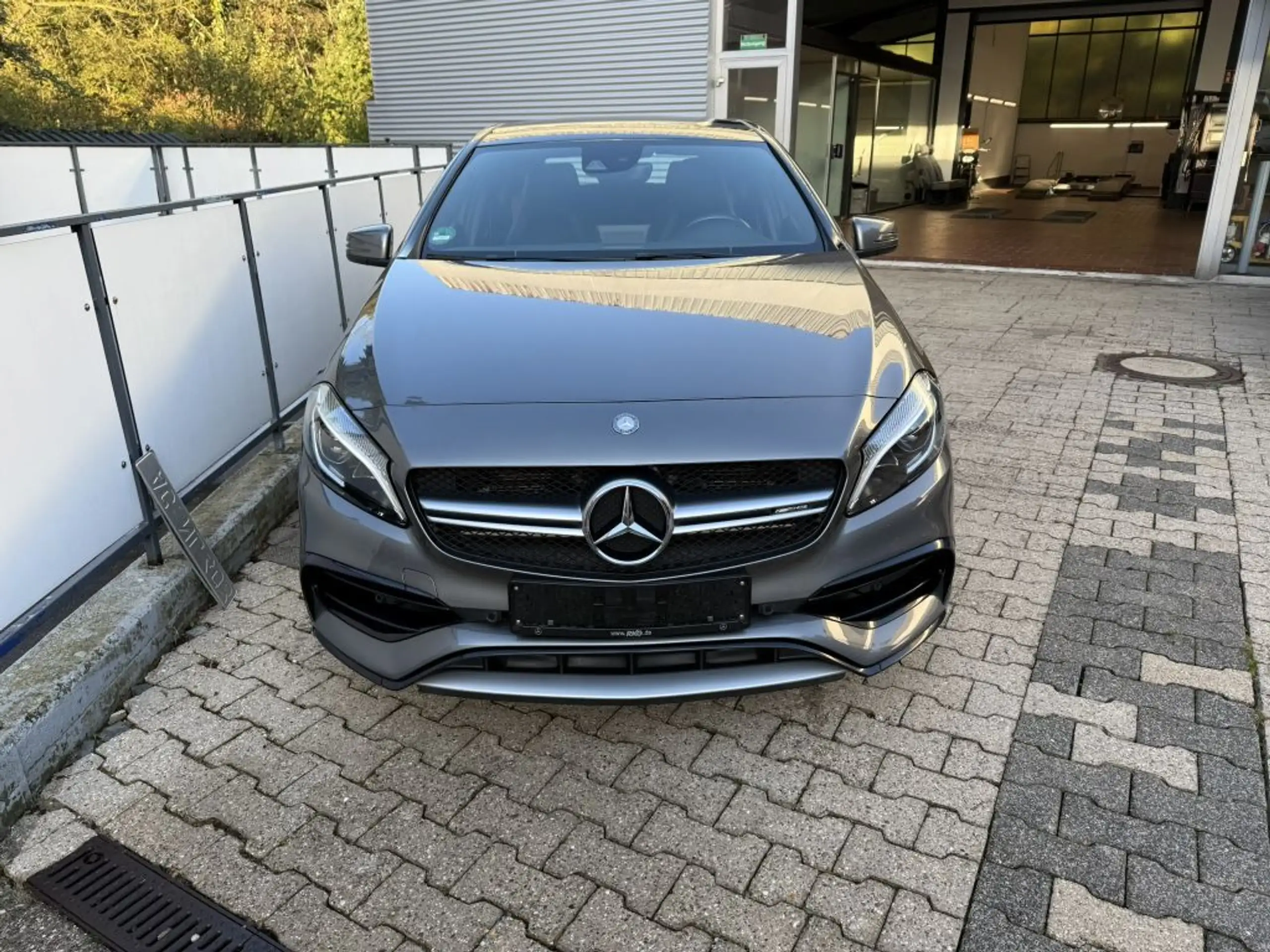 Mercedes-Benz - A 45 AMG