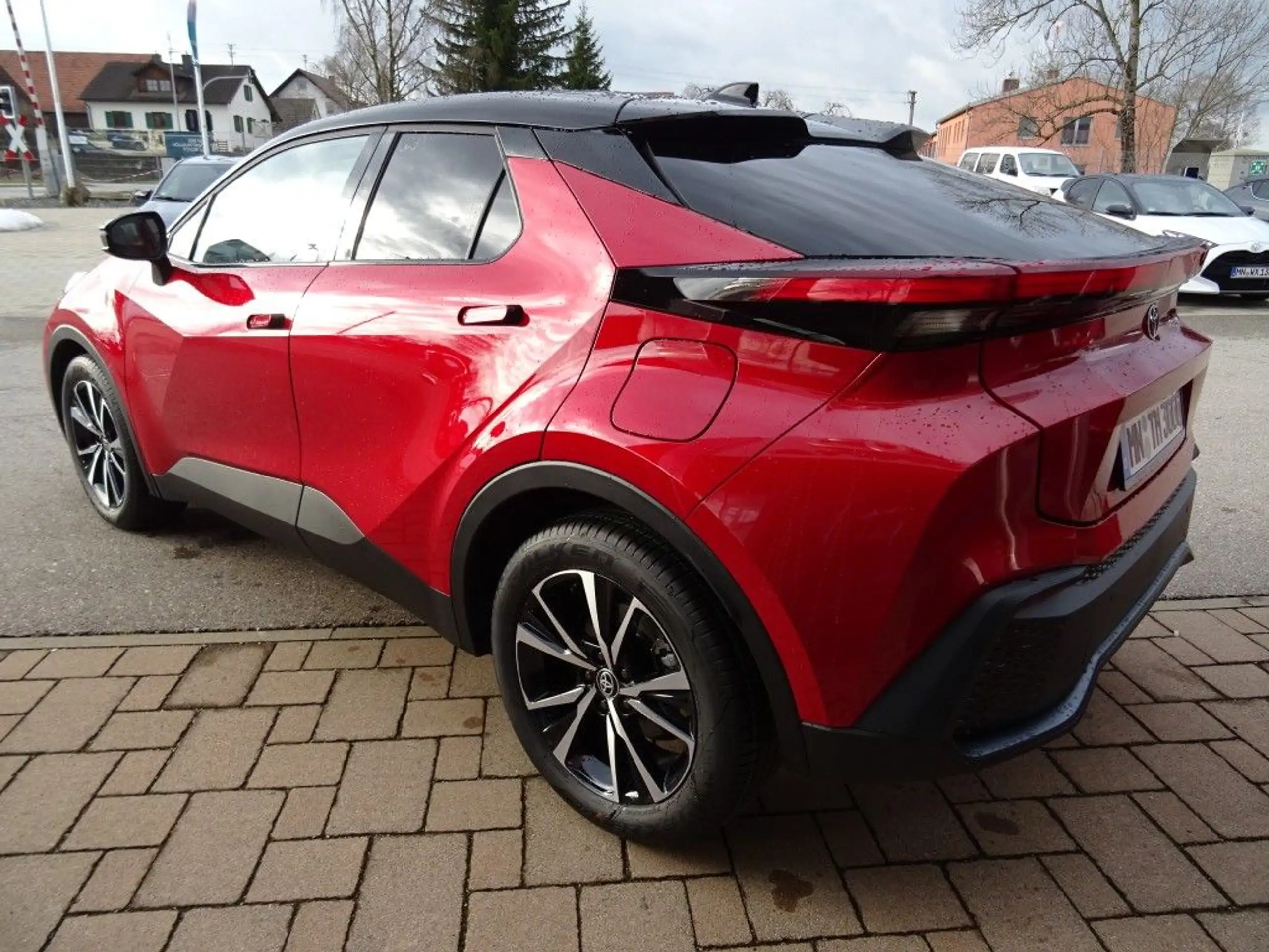 Toyota - C-HR