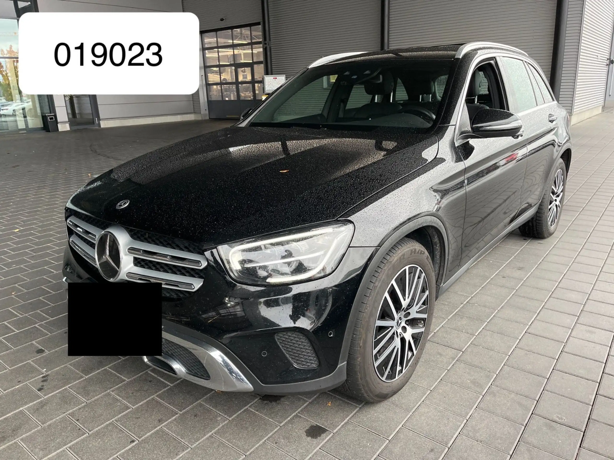 Mercedes-Benz GLC 300 2021