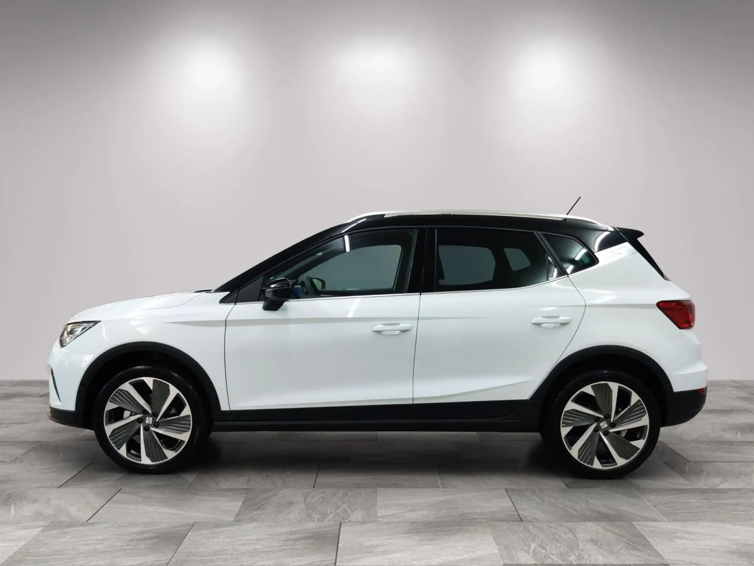 SEAT - Arona