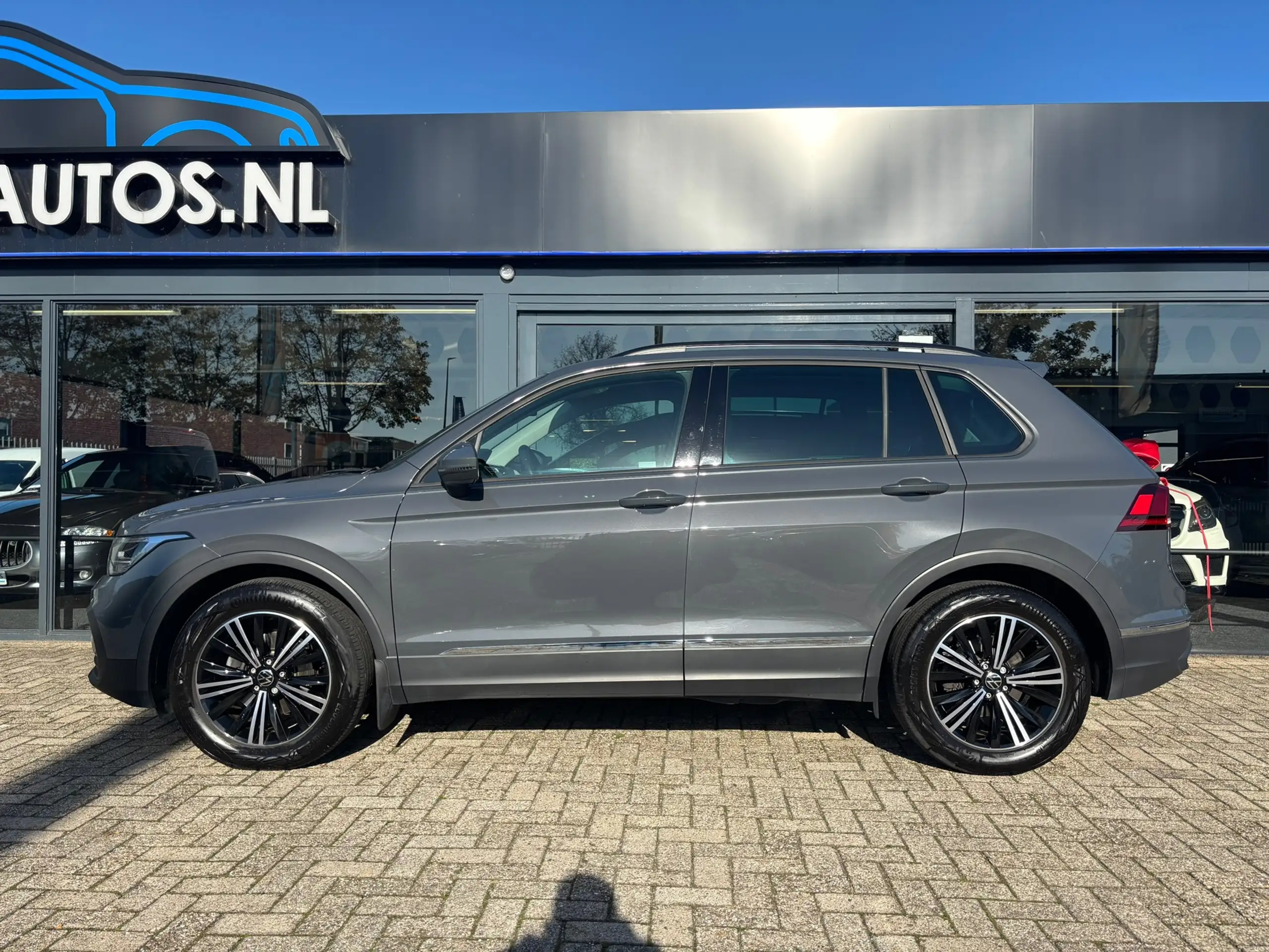 Volkswagen - Tiguan