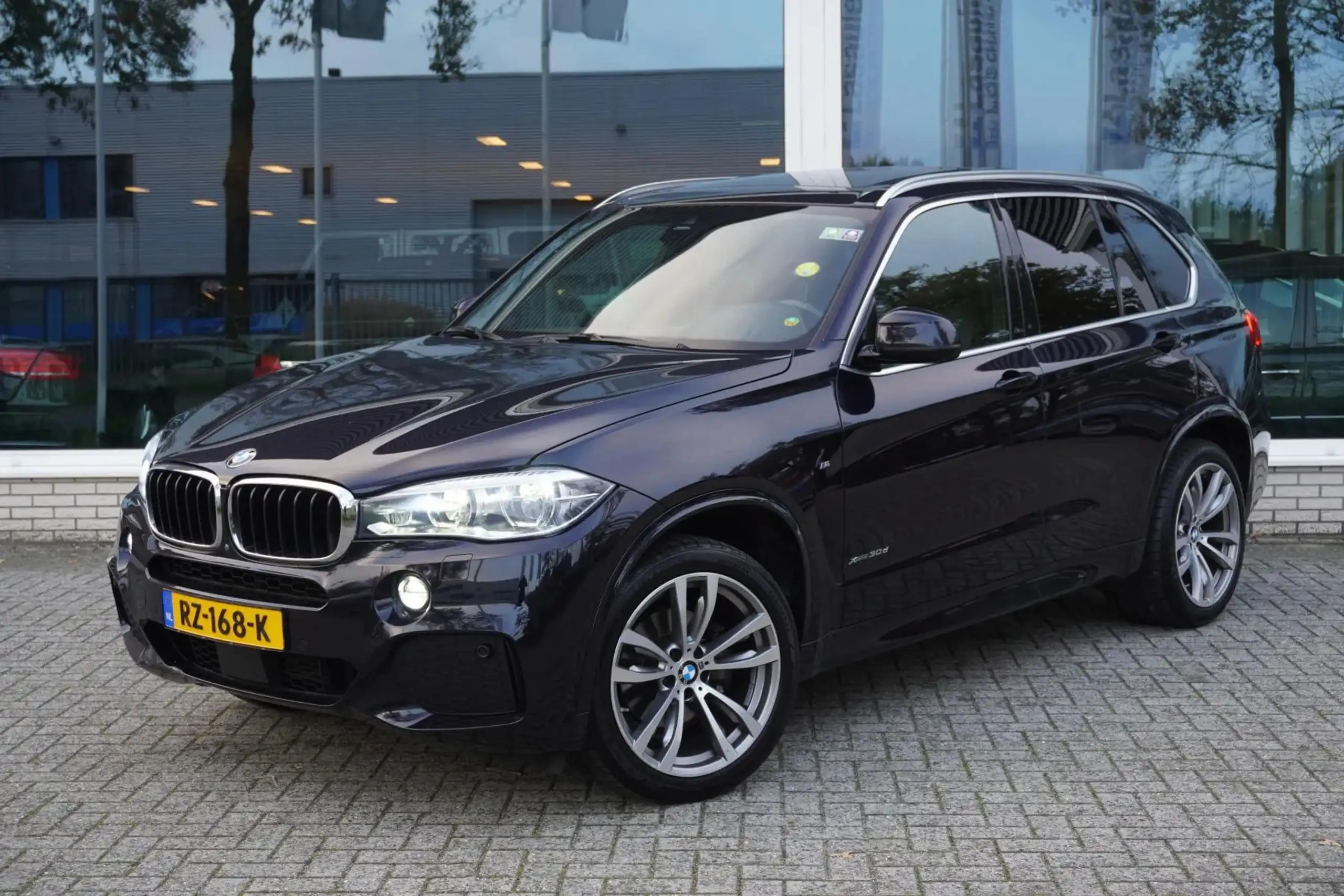 BMW - X5