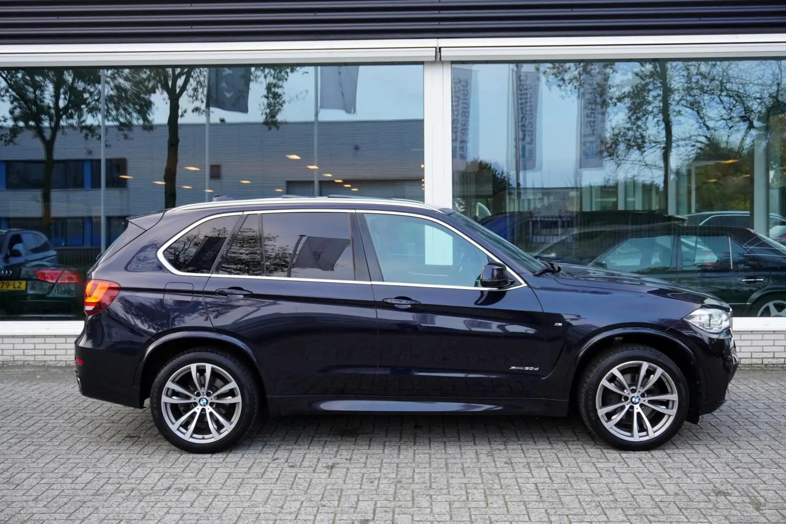 BMW - X5