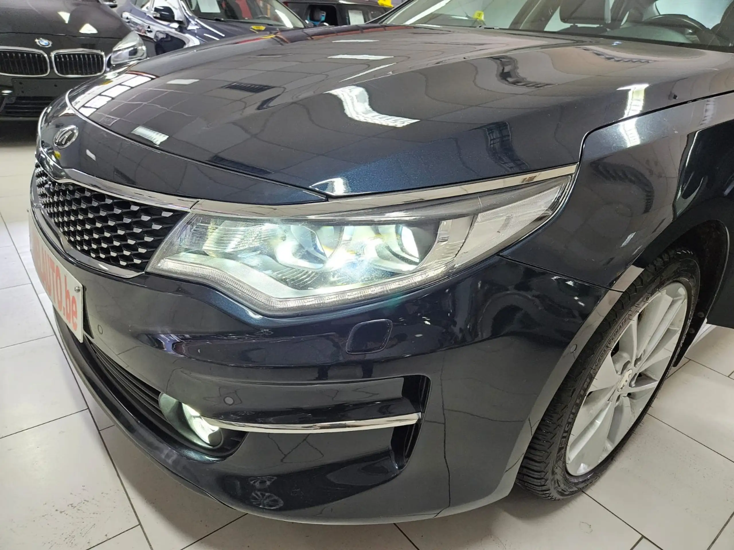 Kia - Optima