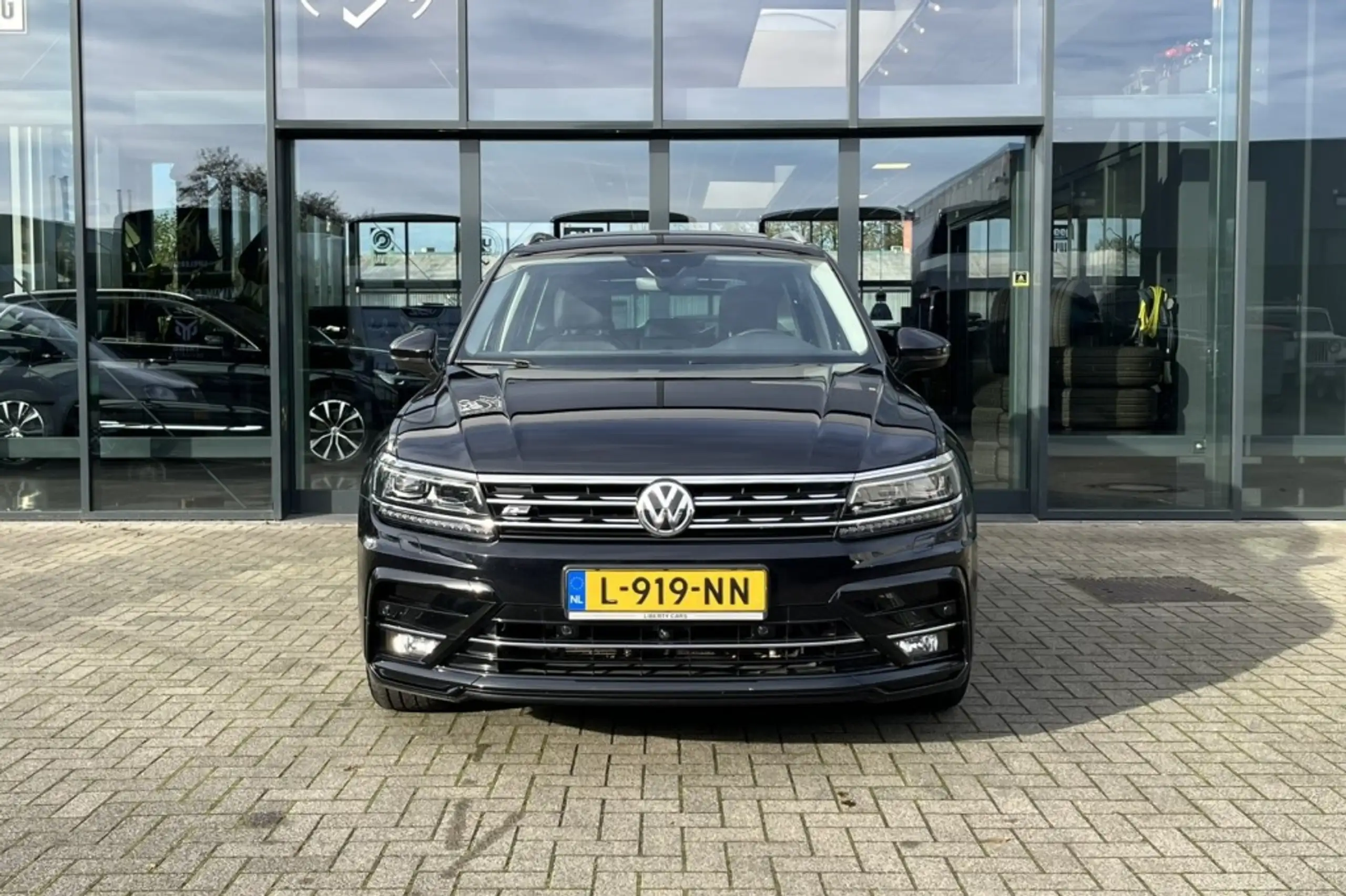 Volkswagen - Tiguan