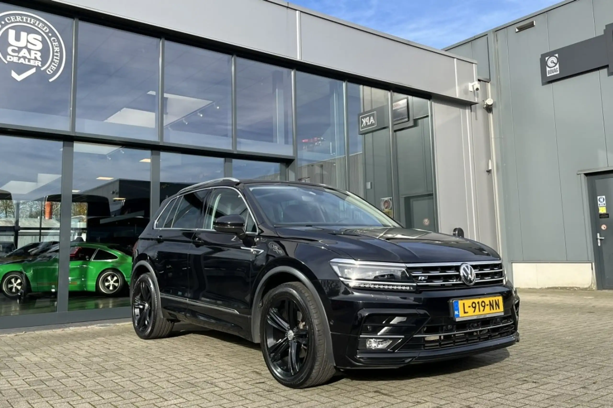 Volkswagen - Tiguan