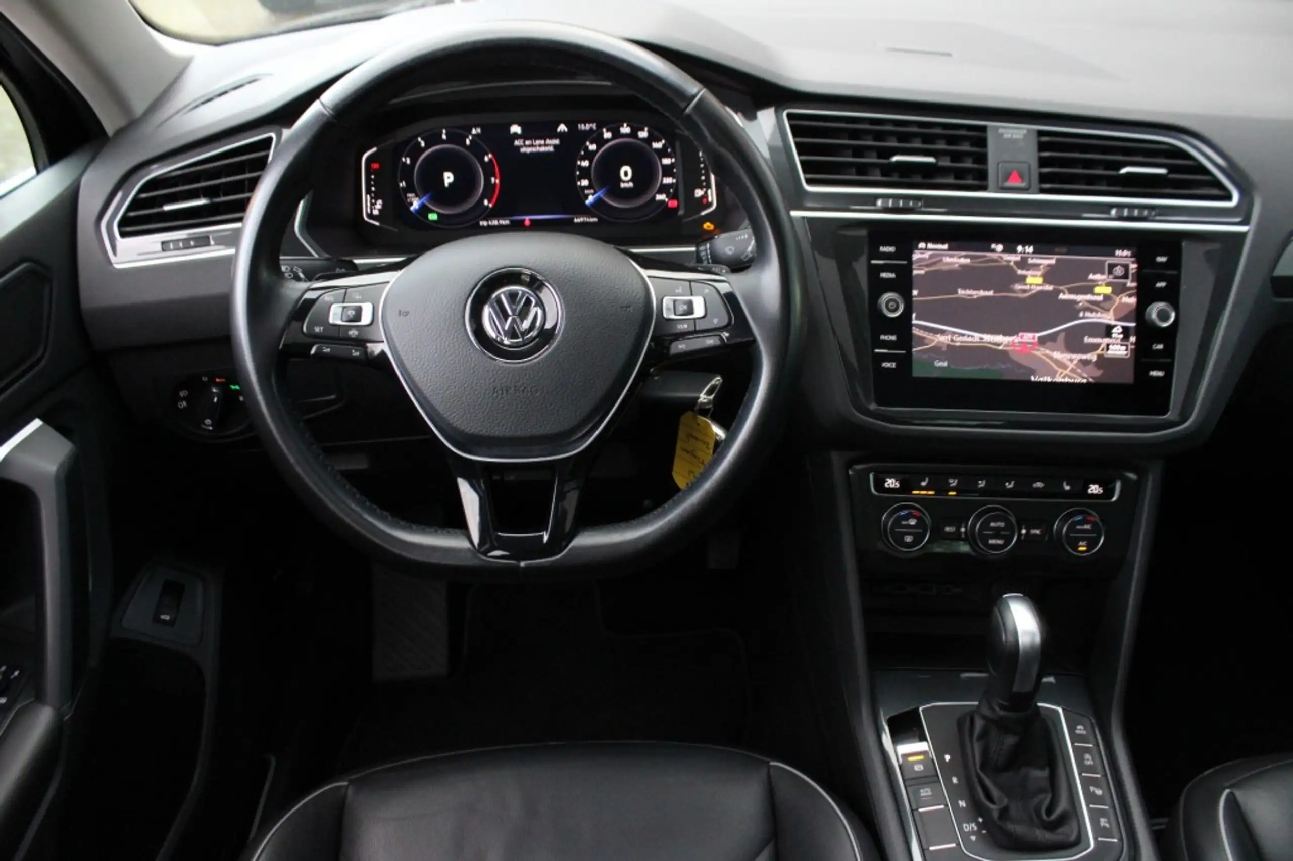 Volkswagen - Tiguan